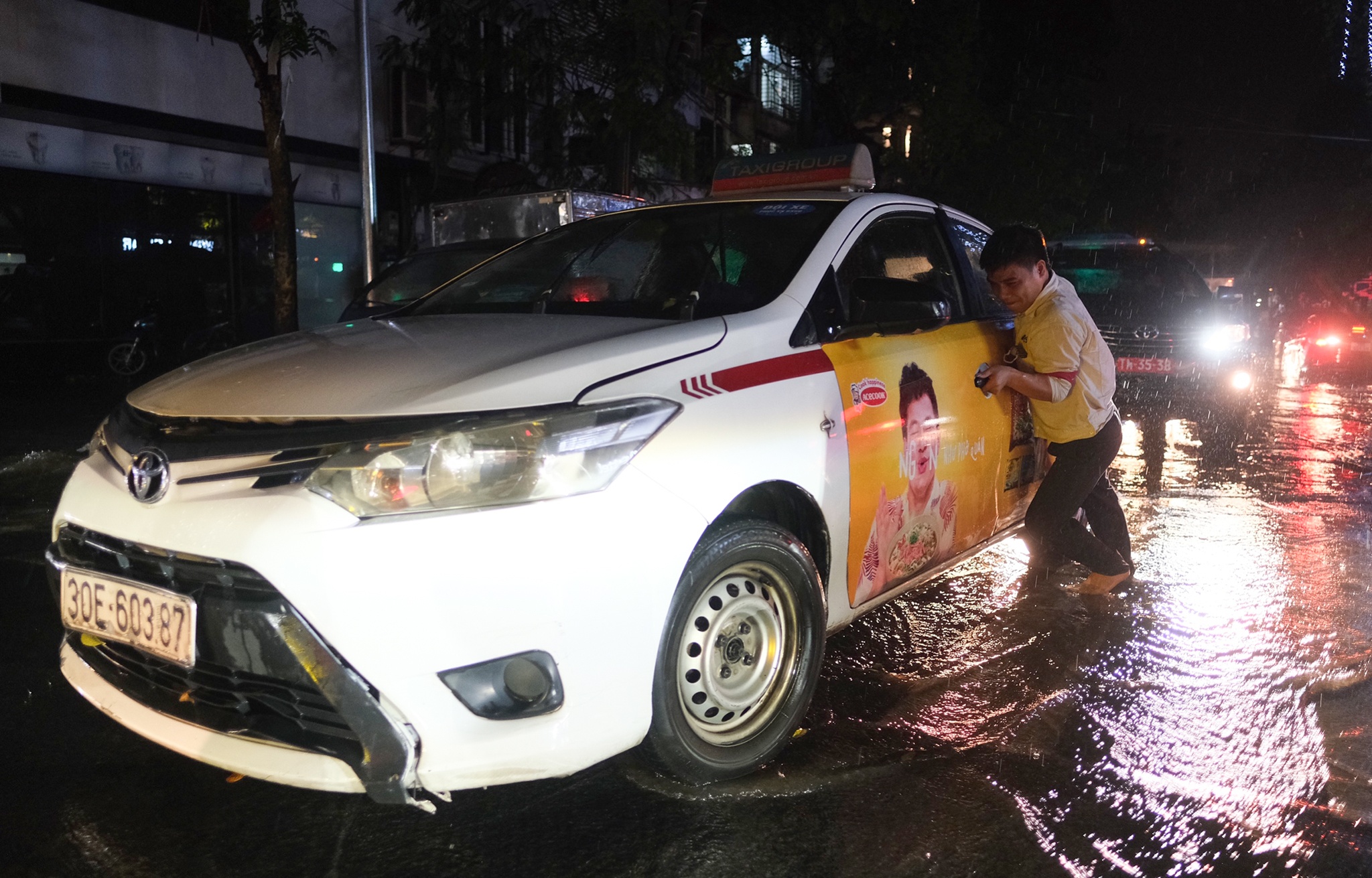 loi bi bom vi mua ngap sau o Ha Noi anh 4