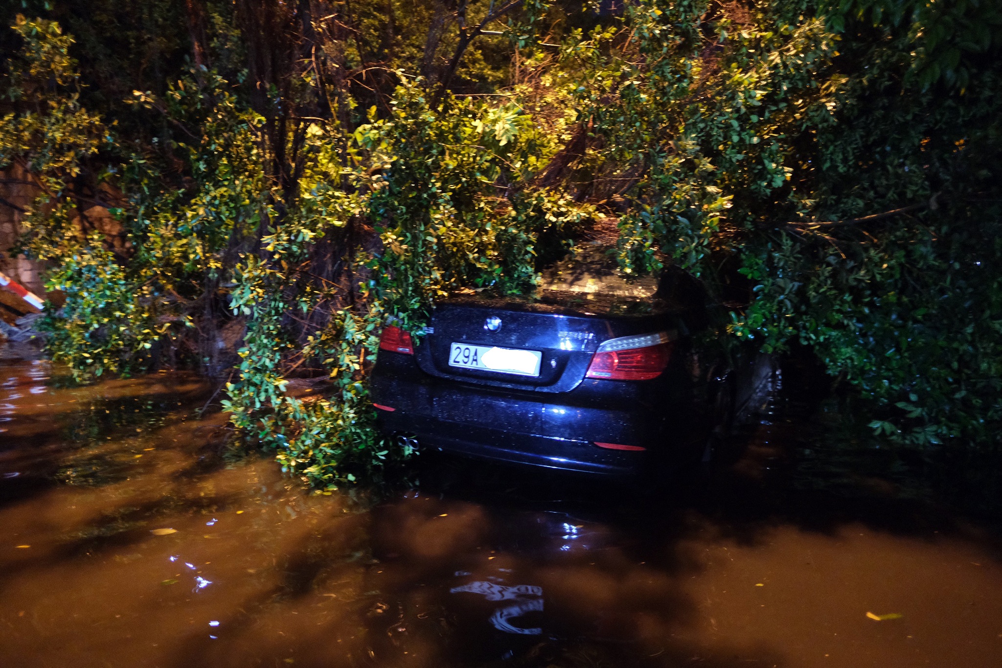 loi bi bom vi mua ngap sau o Ha Noi anh 2