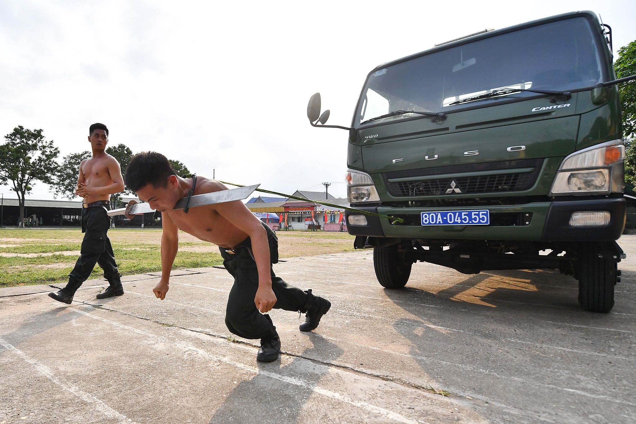 Dien tap bao ve cuoc bau cu anh 30