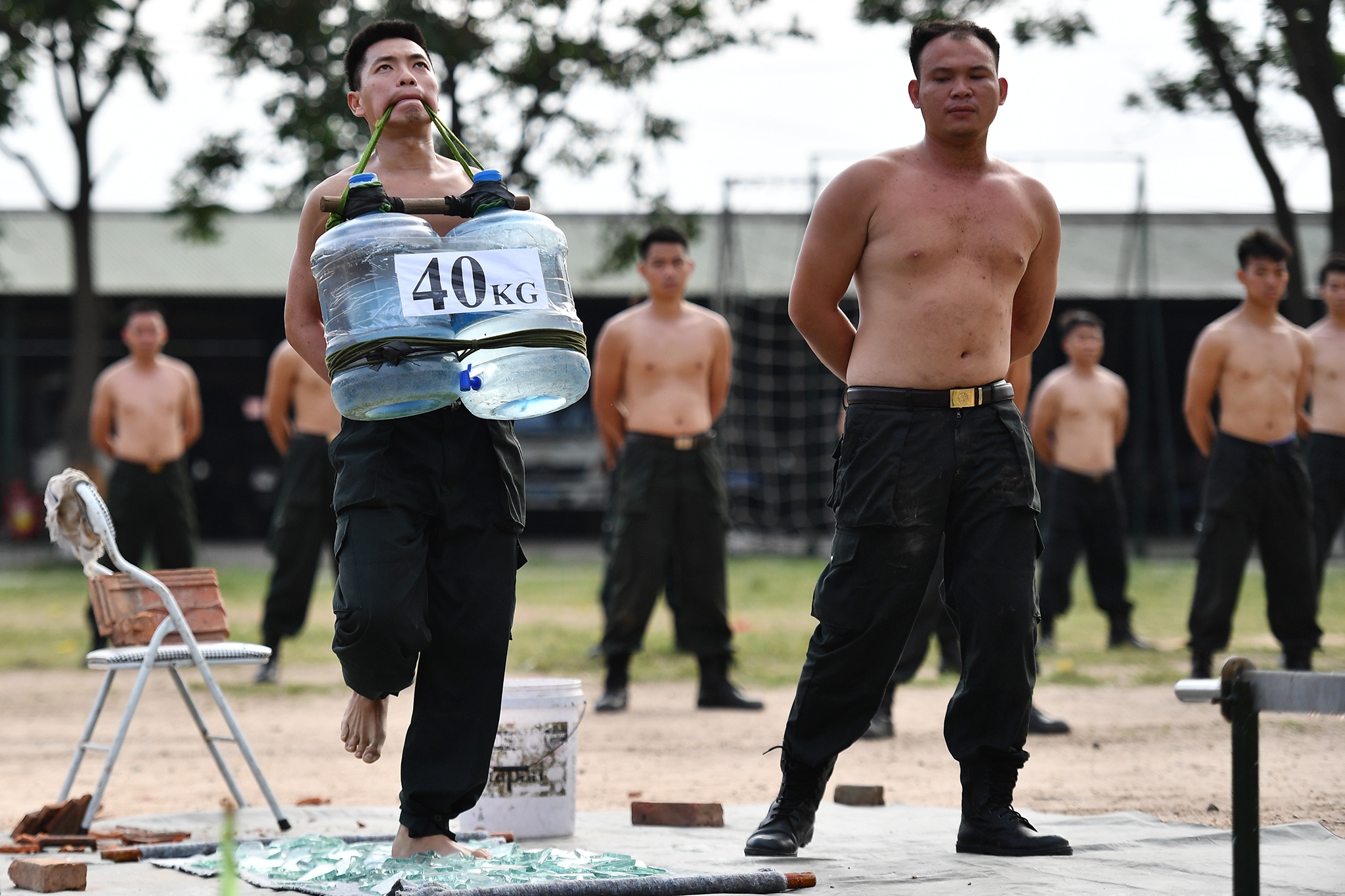 Dien tap bao ve cuoc bau cu anh 35