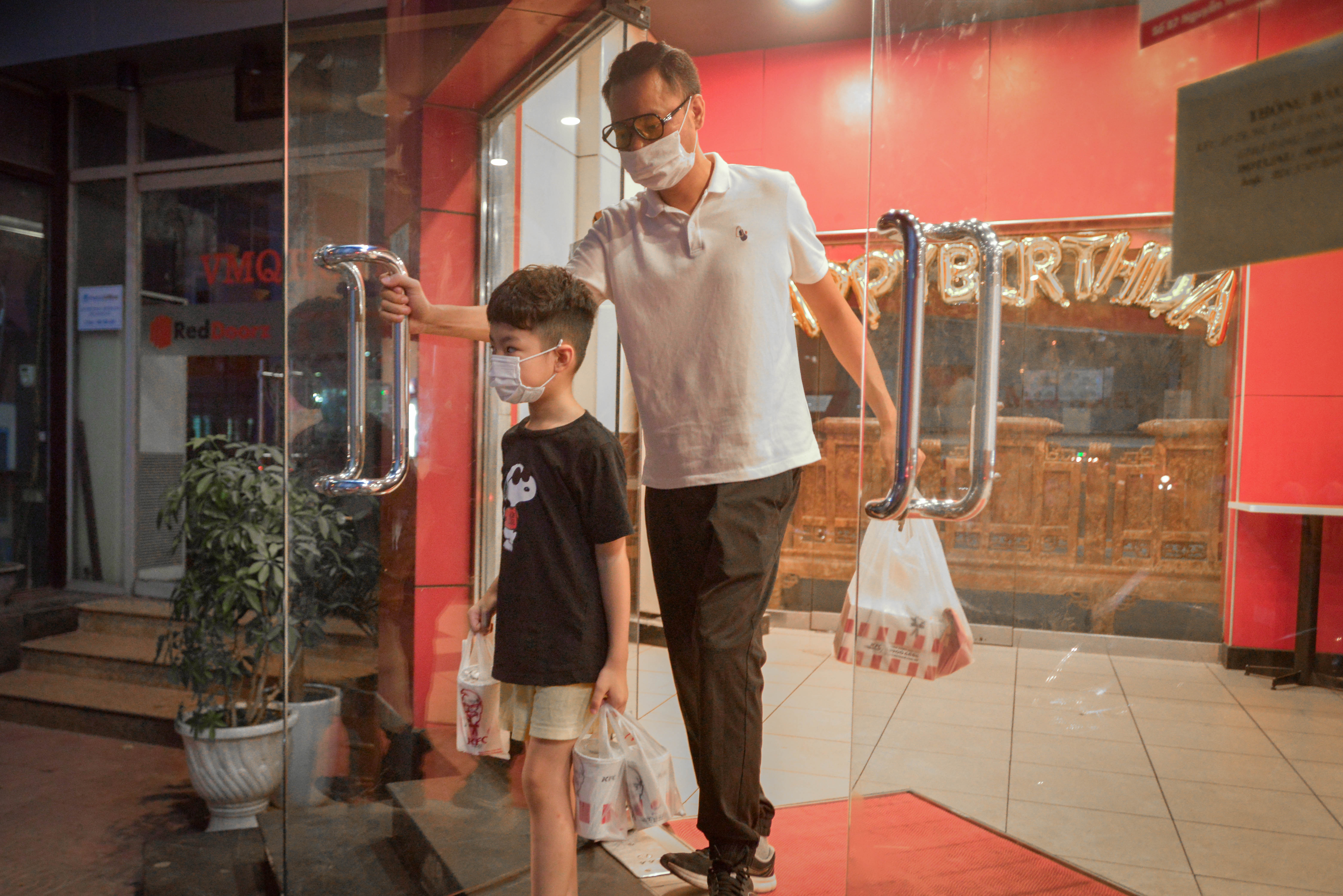 hang ban mang ve o Ha Noi mua dich anh 13