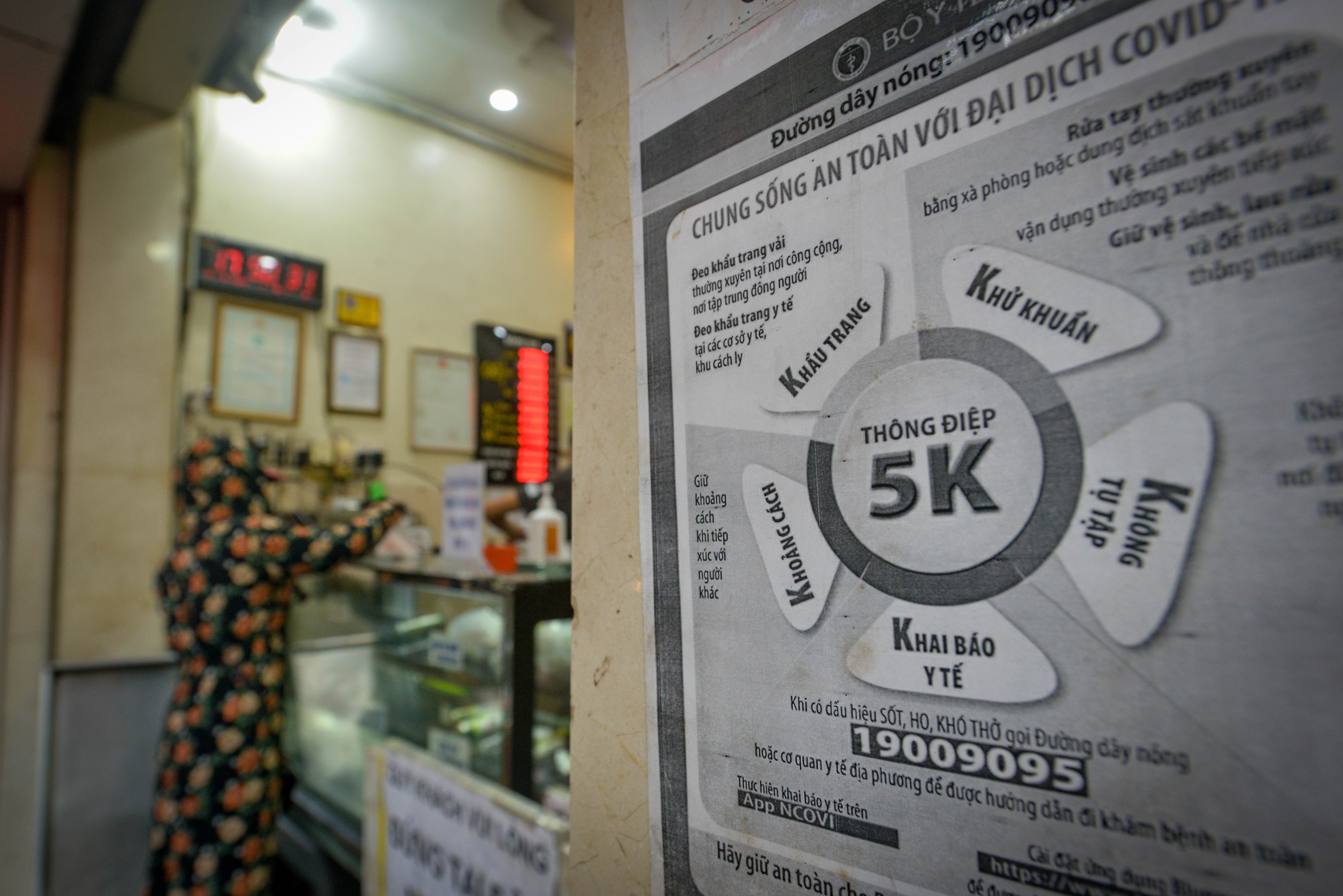 hang ban mang ve o Ha Noi mua dich anh 9