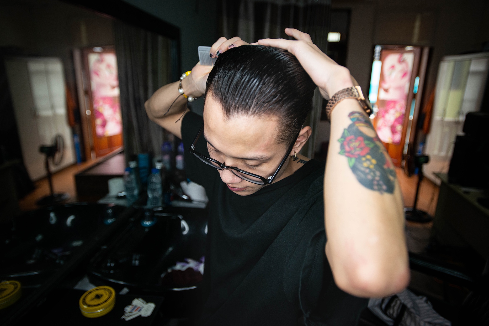 tho cao cat toc tai nha mua dich anh 5