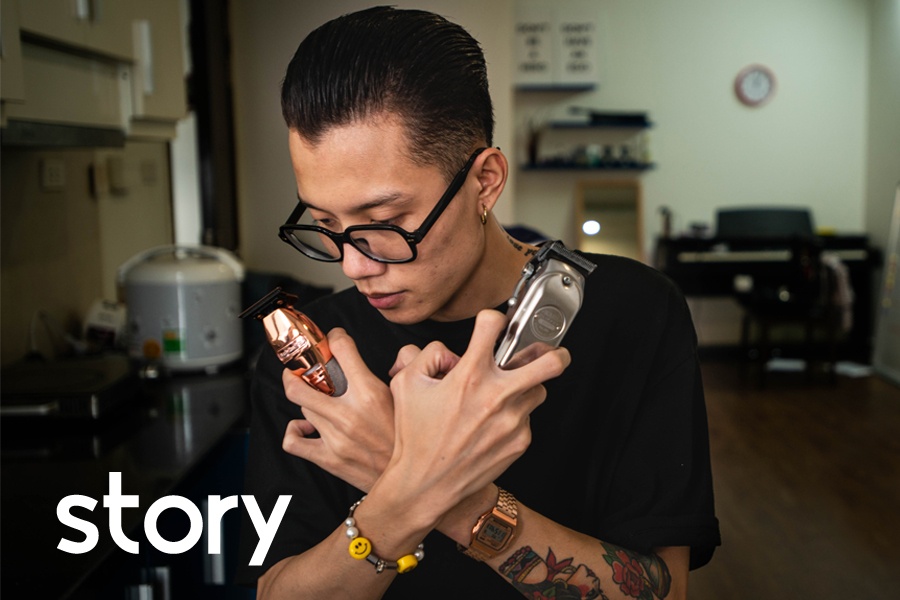 Mot ngay cat toc tai nha cua anh tho cao o Ha Noi hinh anh