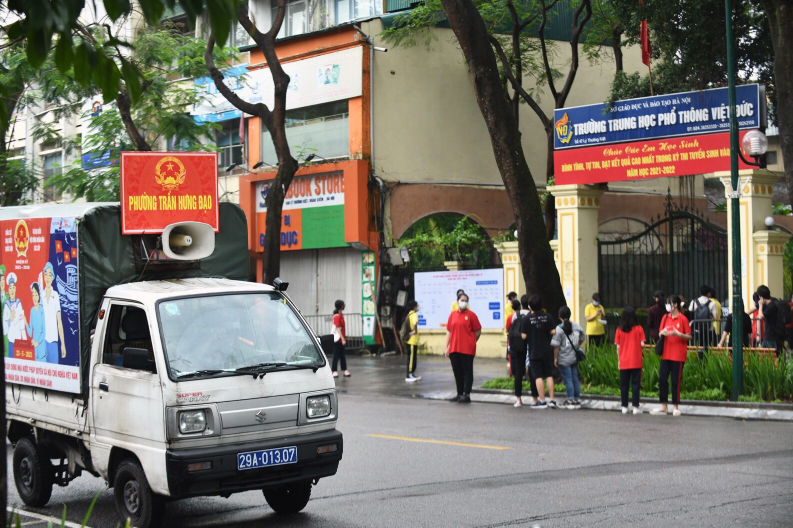 thi sinh thi vao 10 o Ha Noi anh 7