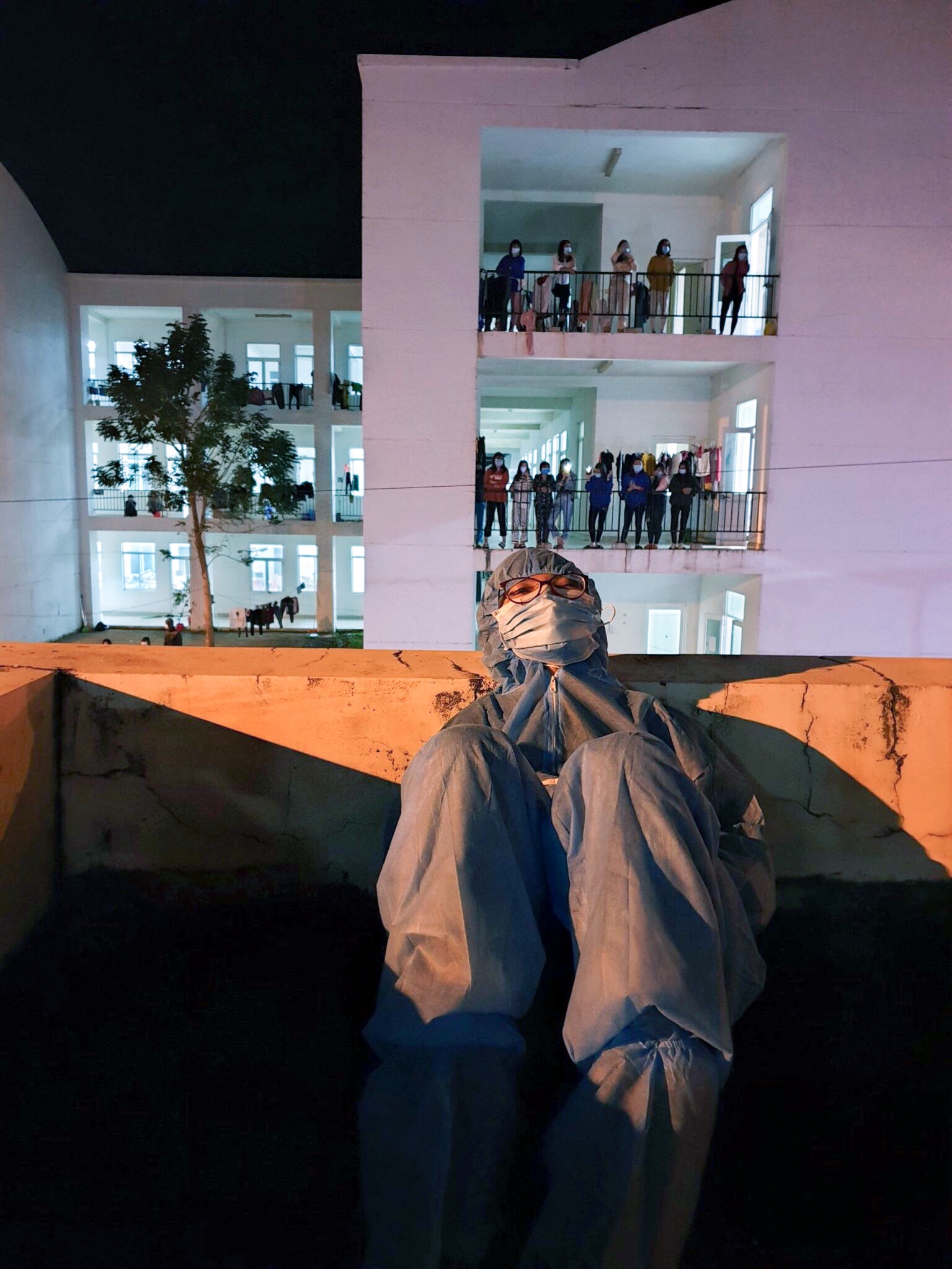 phong vien anh tac nghiep anh 2