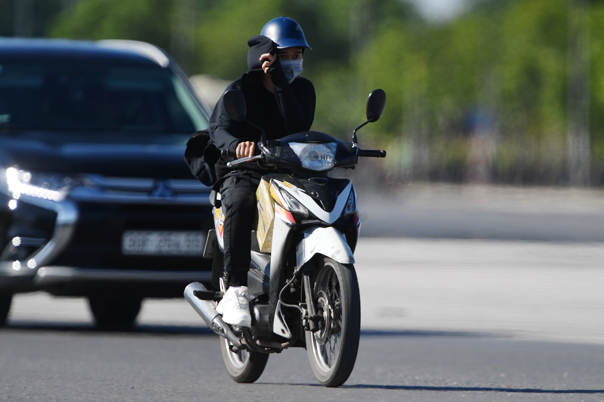 nang nong dinh diem o Ha Noi anh 9