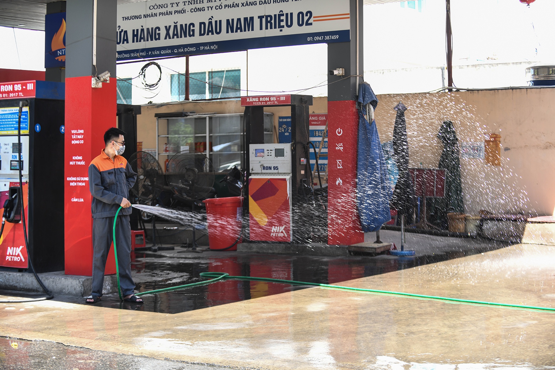 nang nong dinh diem o Ha Noi anh 6