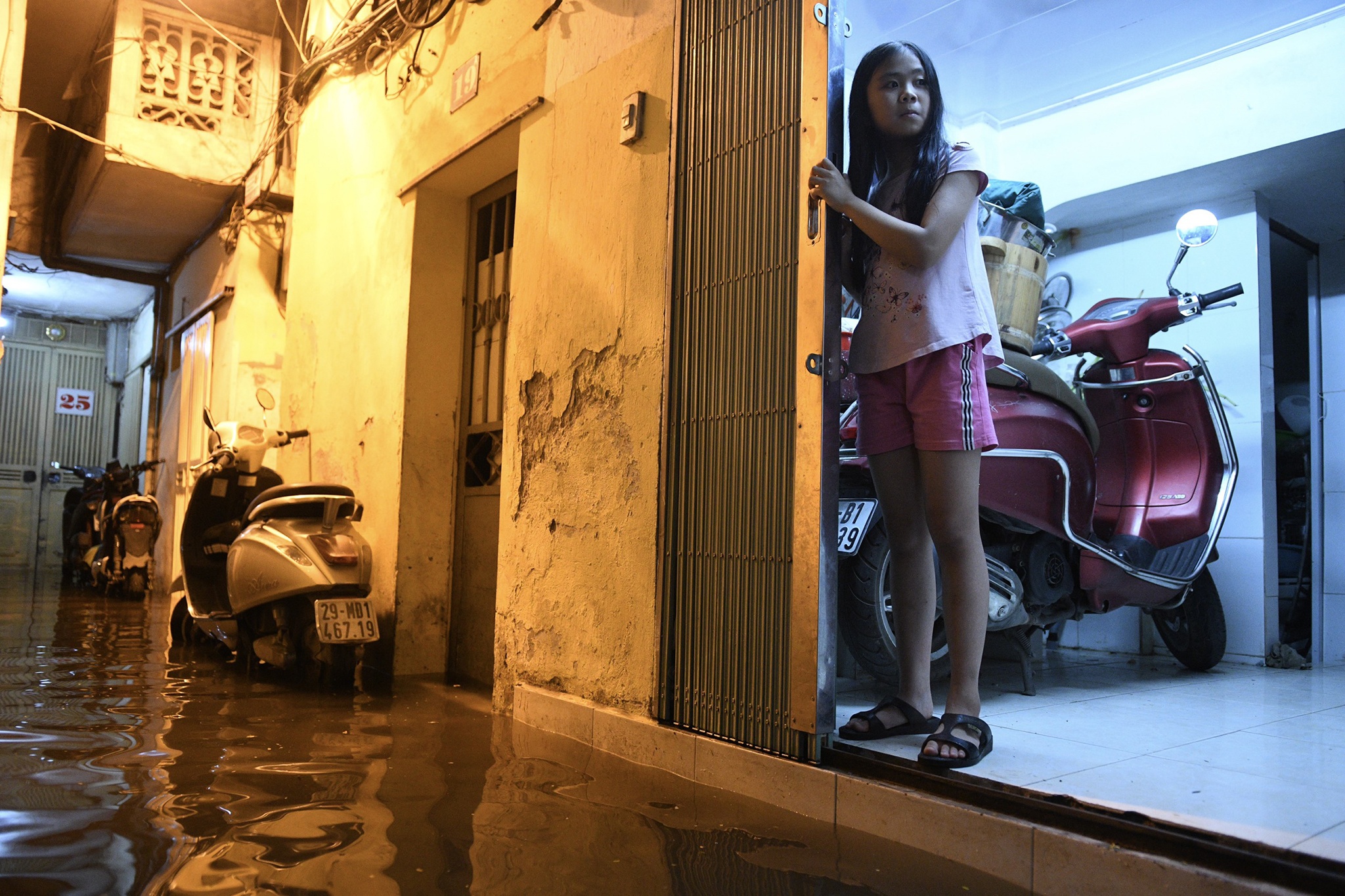 mua lon dan khong kip tro tay anh 5