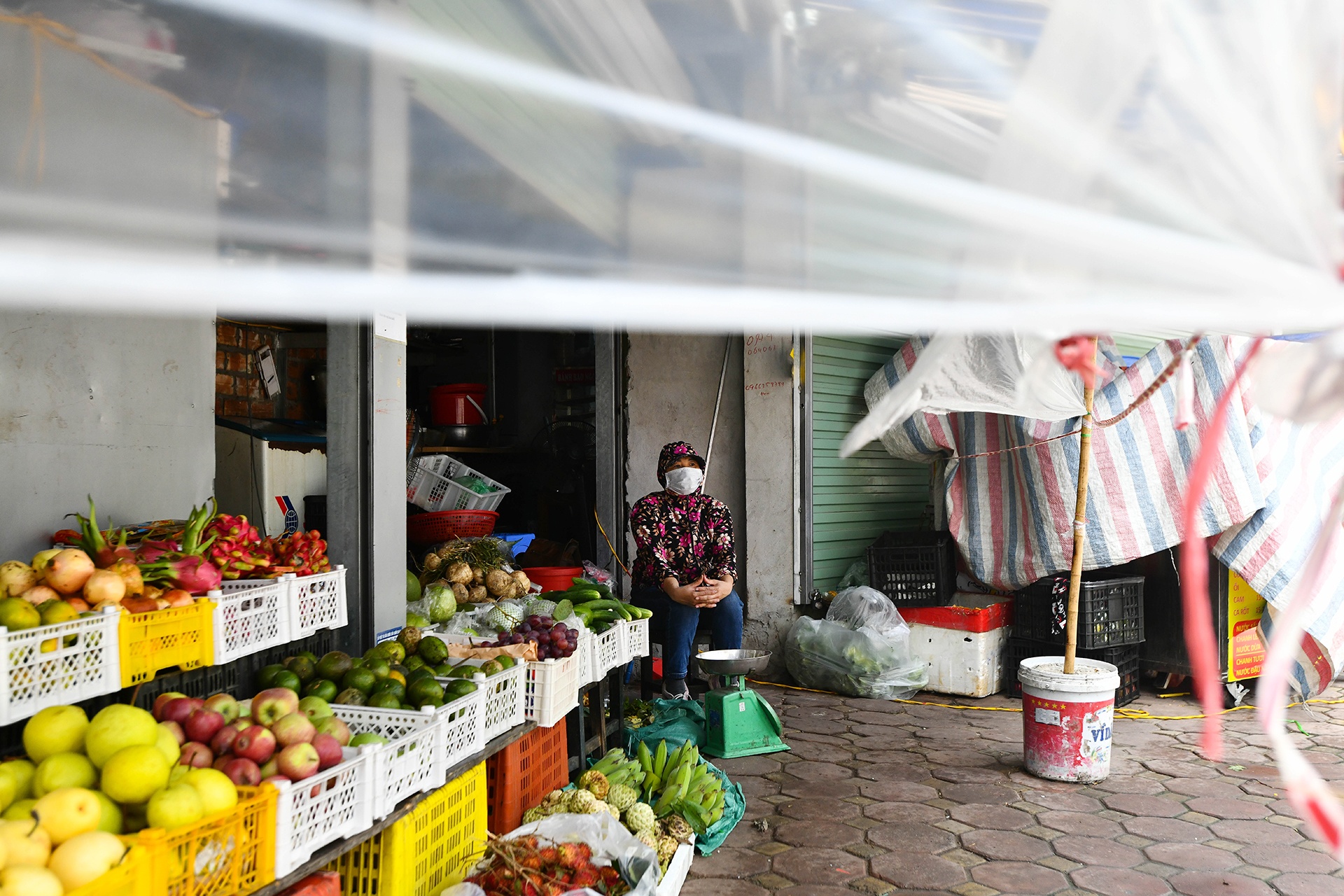 mua sam do le ram thang bay anh 10
