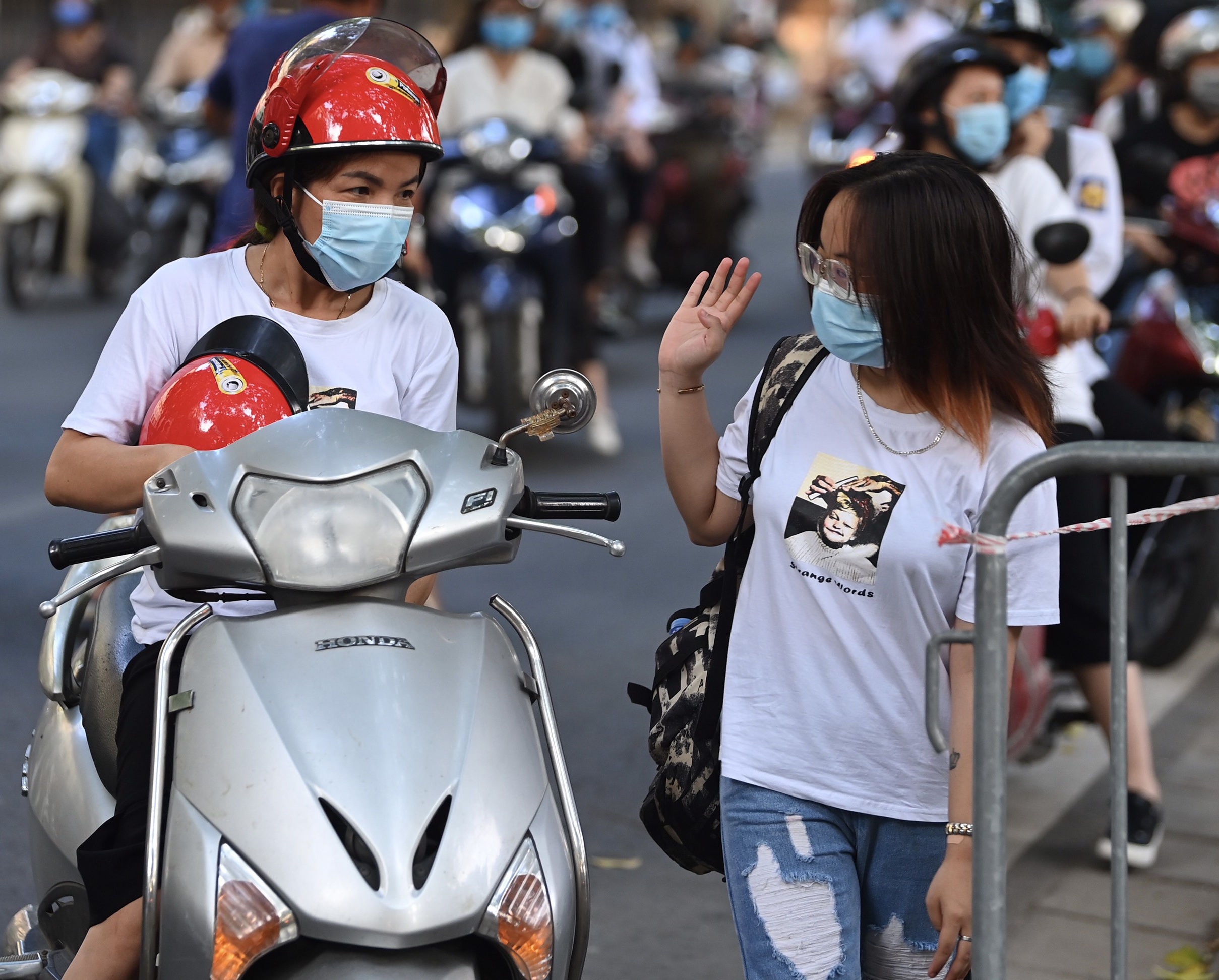 thi sinh ngay dau thi tot nghiep THPT 2021 anh 11