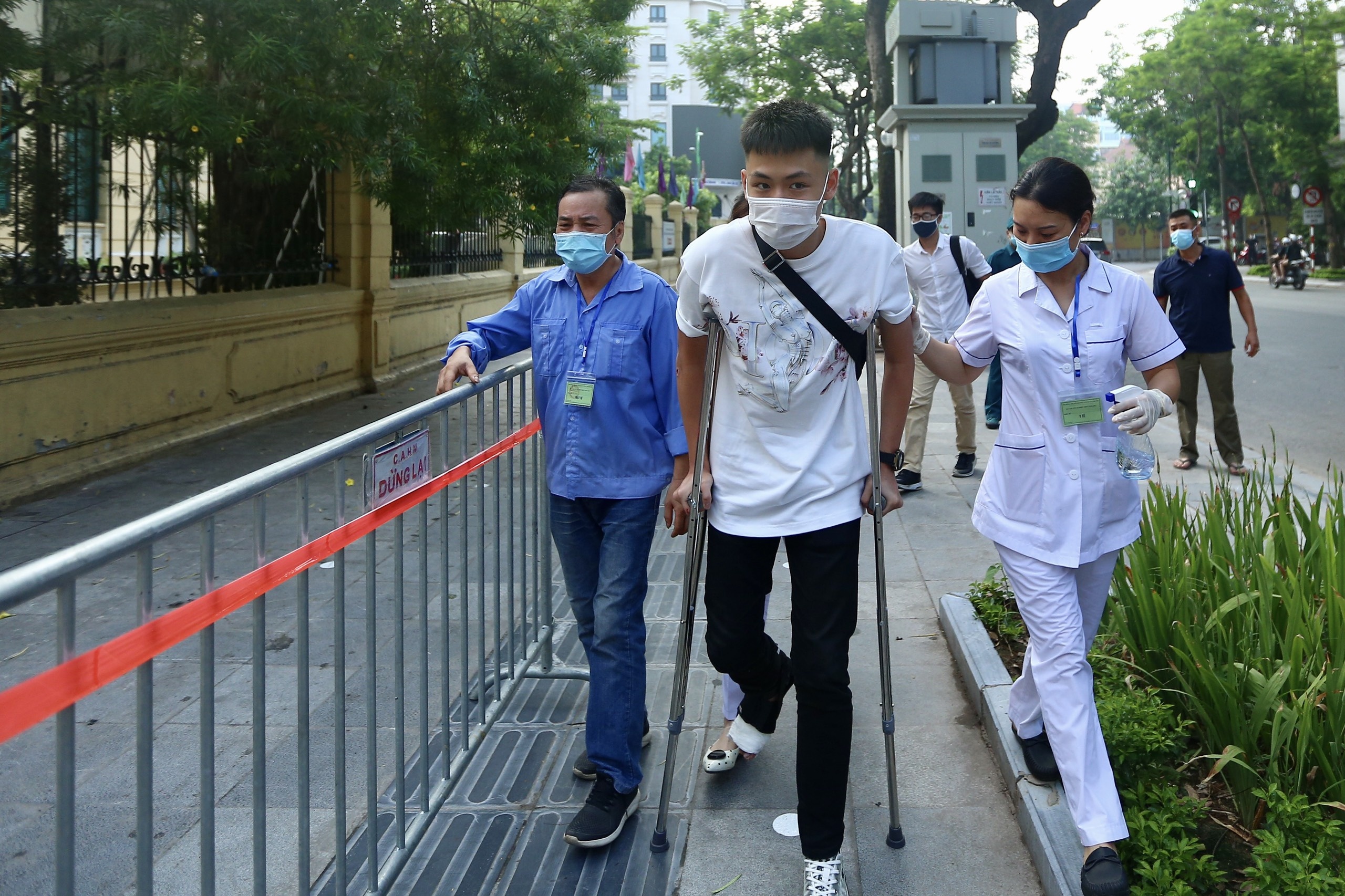 thi sinh ngay dau thi tot nghiep THPT 2021 anh 4