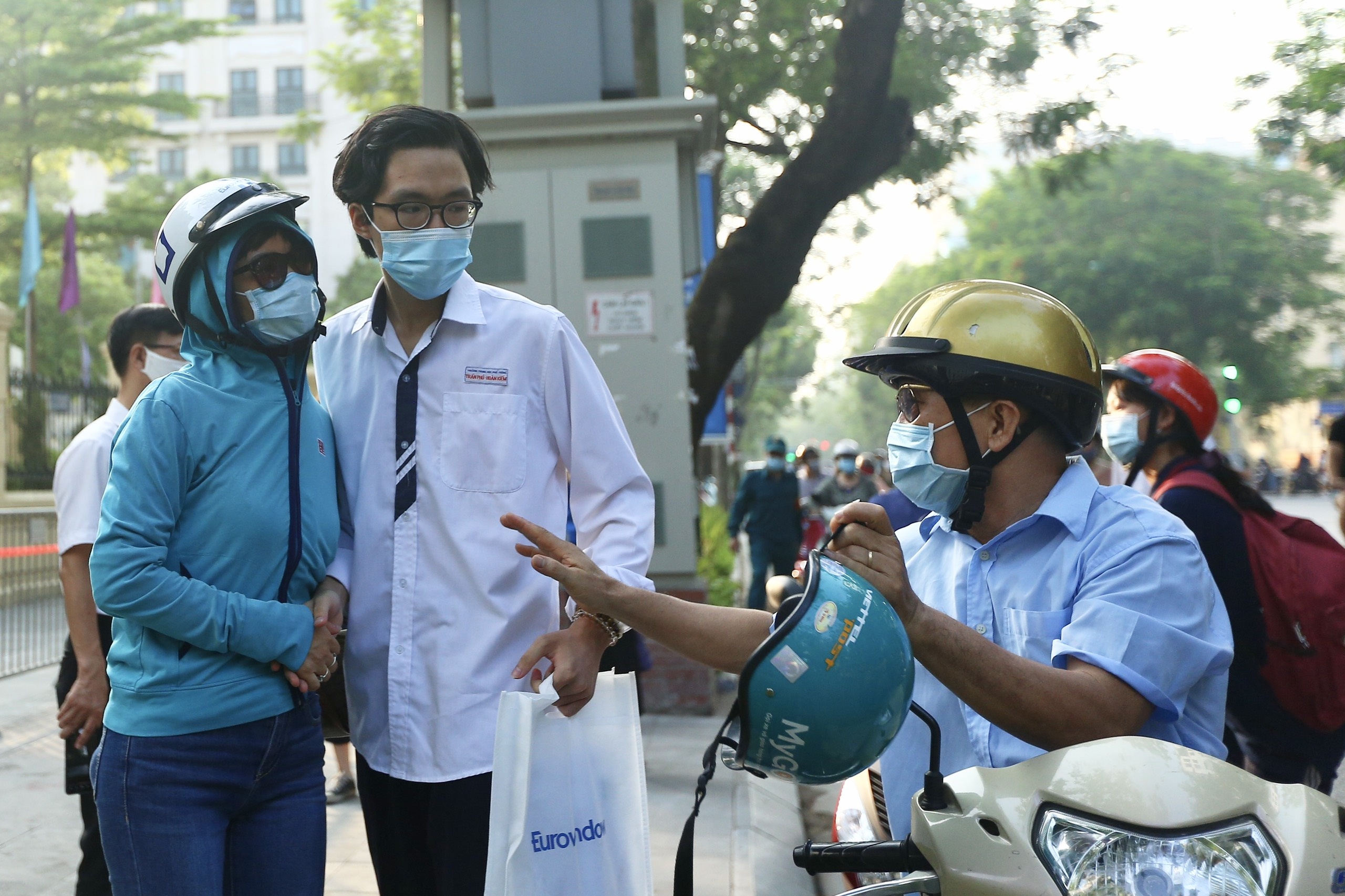 thí sinh thi tốt nghiệp THPT năm 2021 ảnh 6 thi sinh thi tot nghiep THPT nam 2021 anh 6