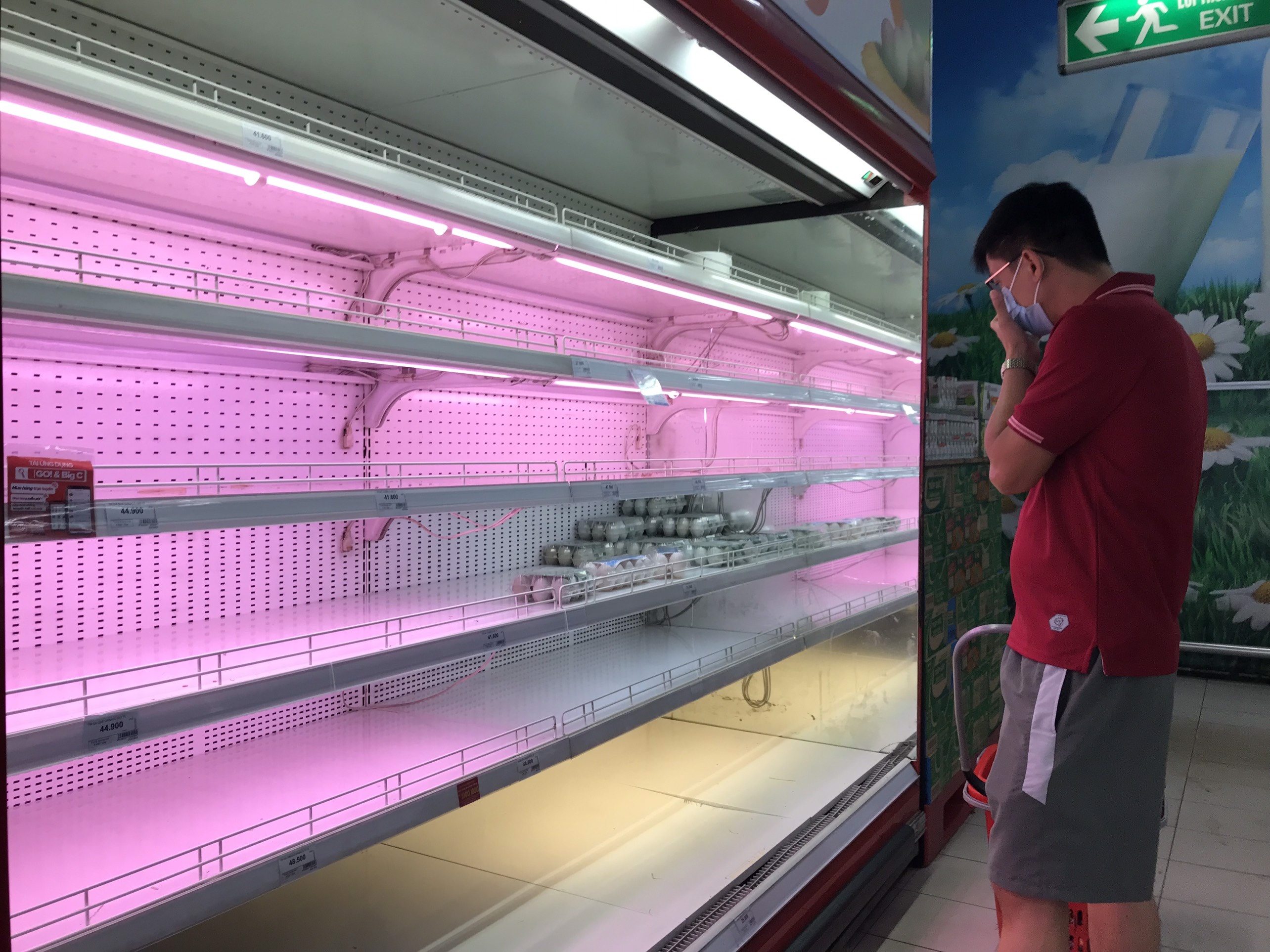 khách đổ đi mua thực phẩm tối 18/7 ảnh 3 khach do di mua thuc pham toi 18/7 anh 3