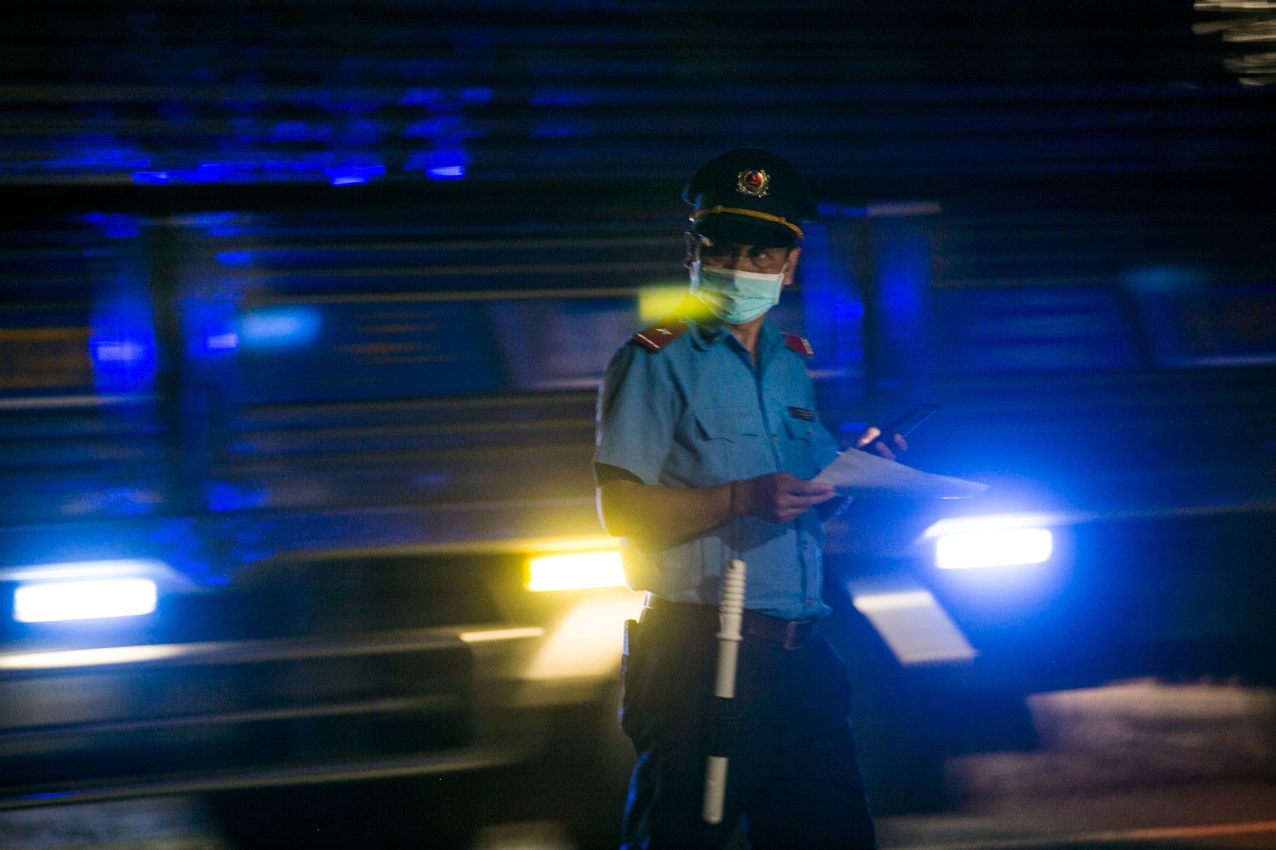 chot kiem soat cua ngo Hoa Binh anh 28