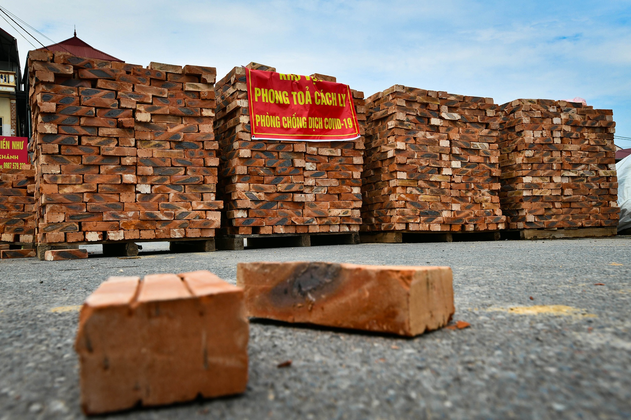 chot chan o xa An Khanh anh 1