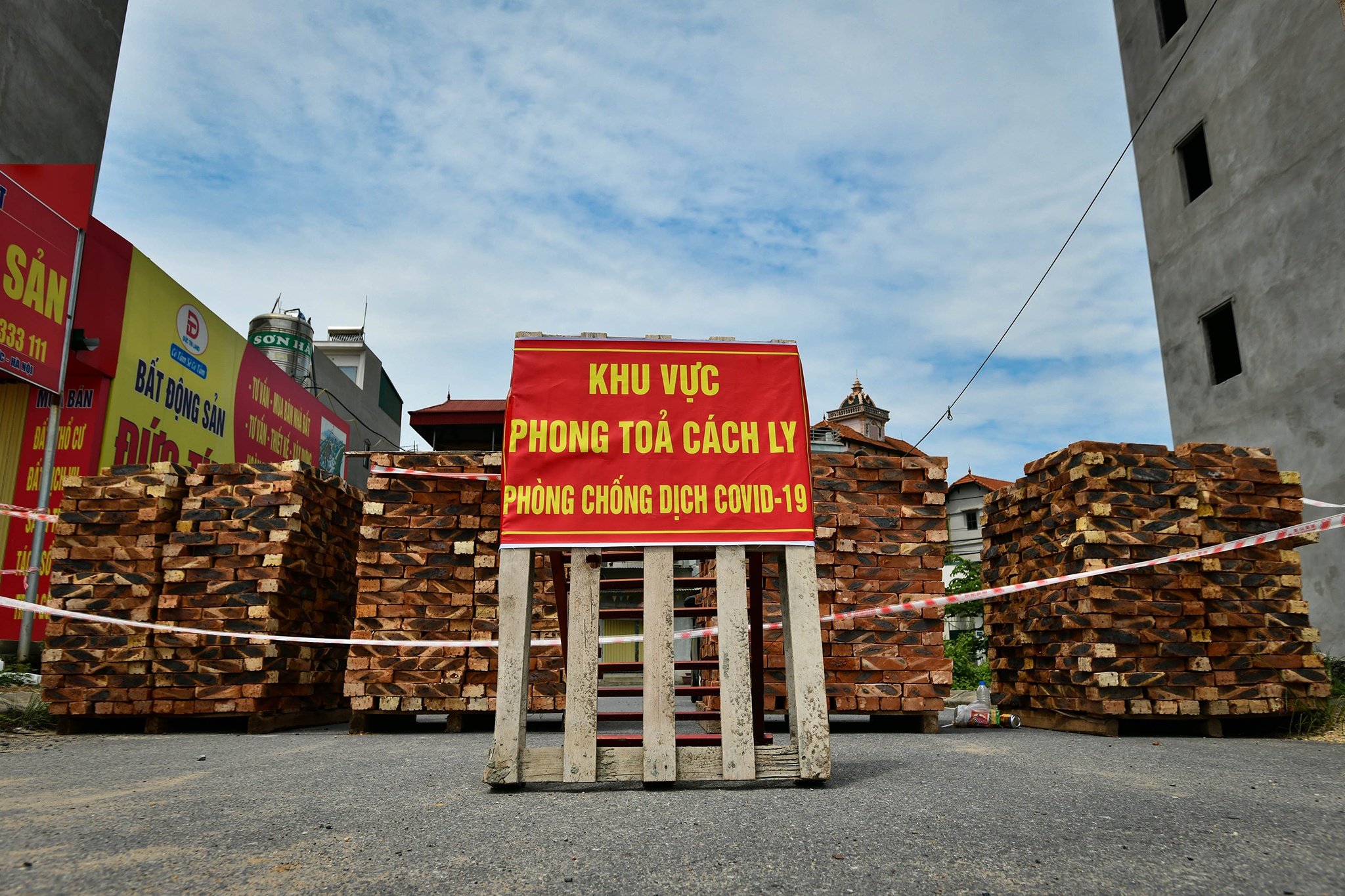 chot chan o xa An Khanh anh 3