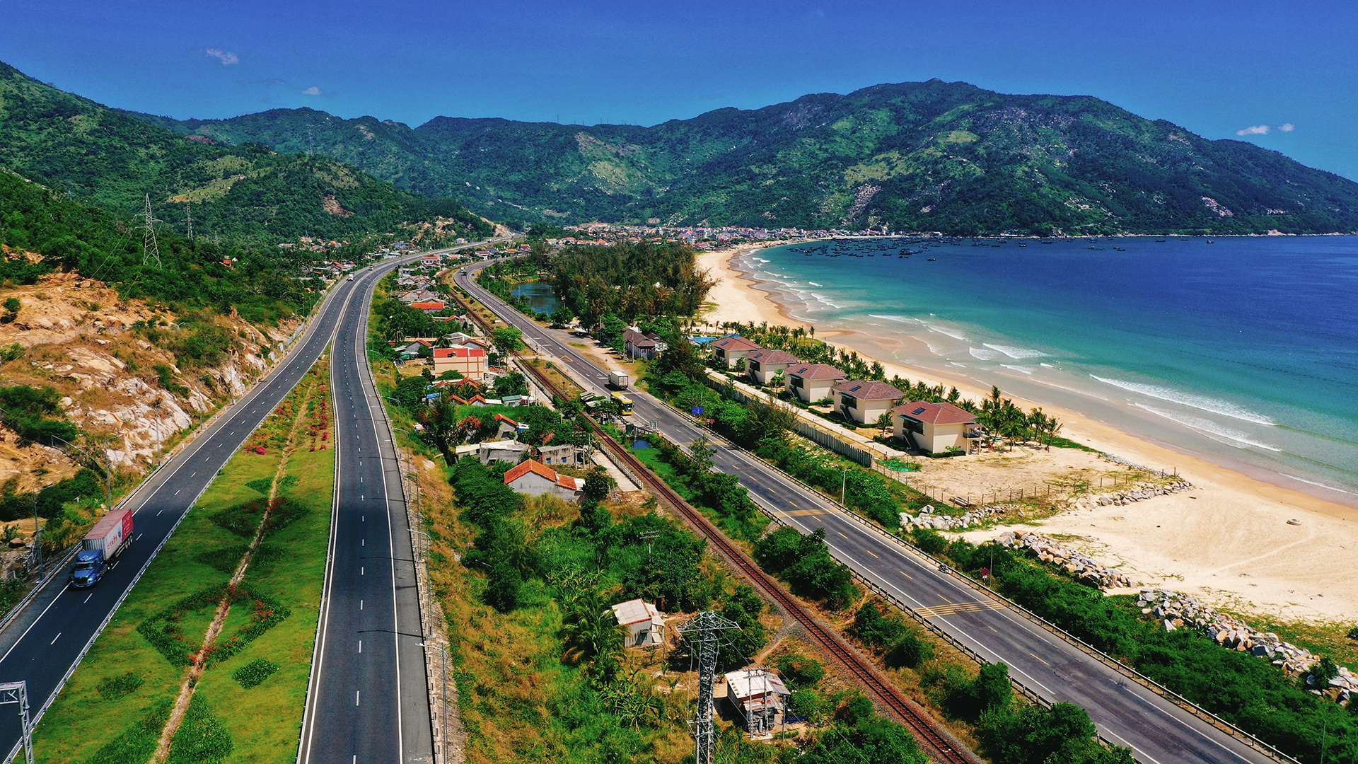 deo co Ma nhin tu tren cao anh 6