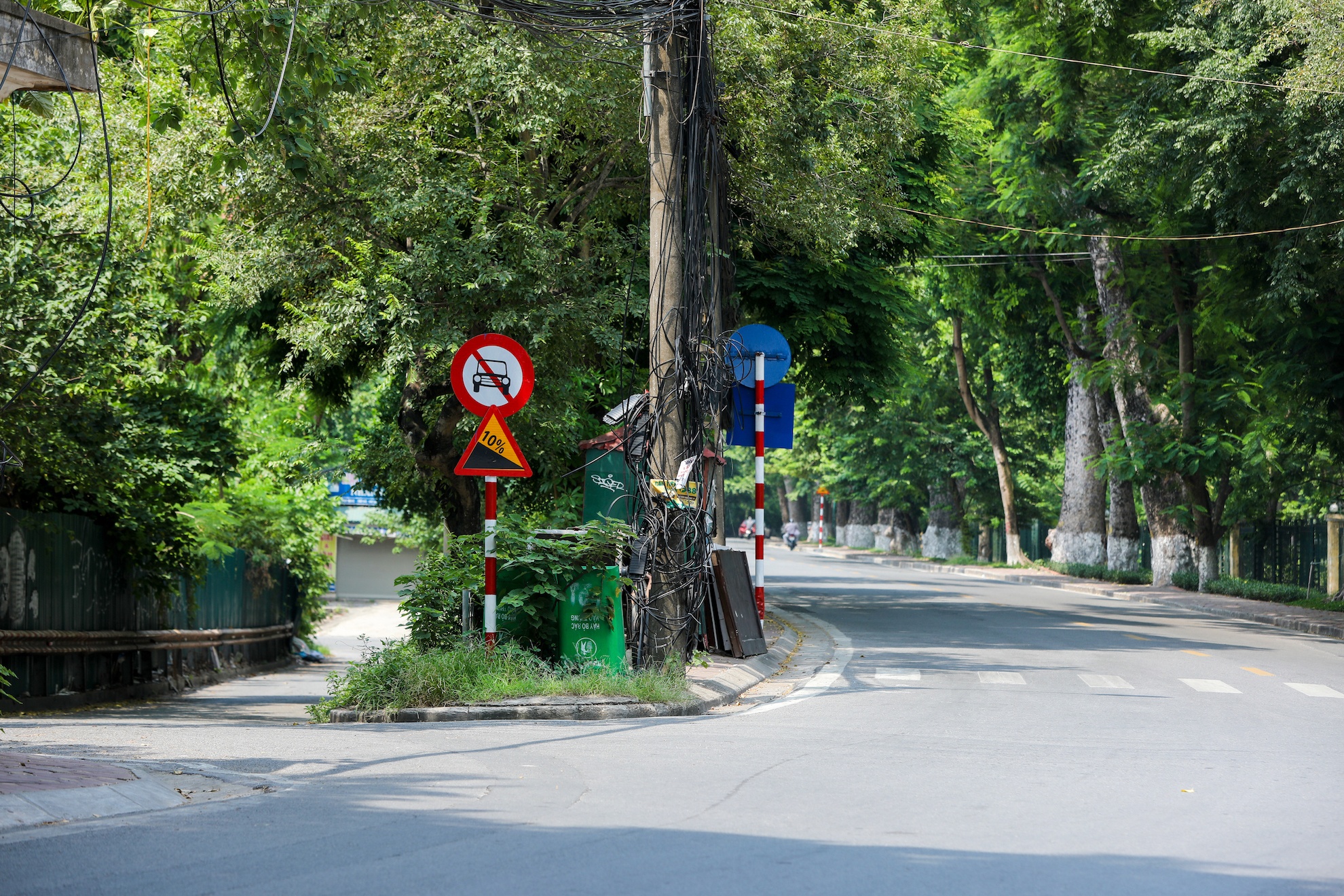 Ha Noi vang ve trong dai dich Covid-19 anh 20