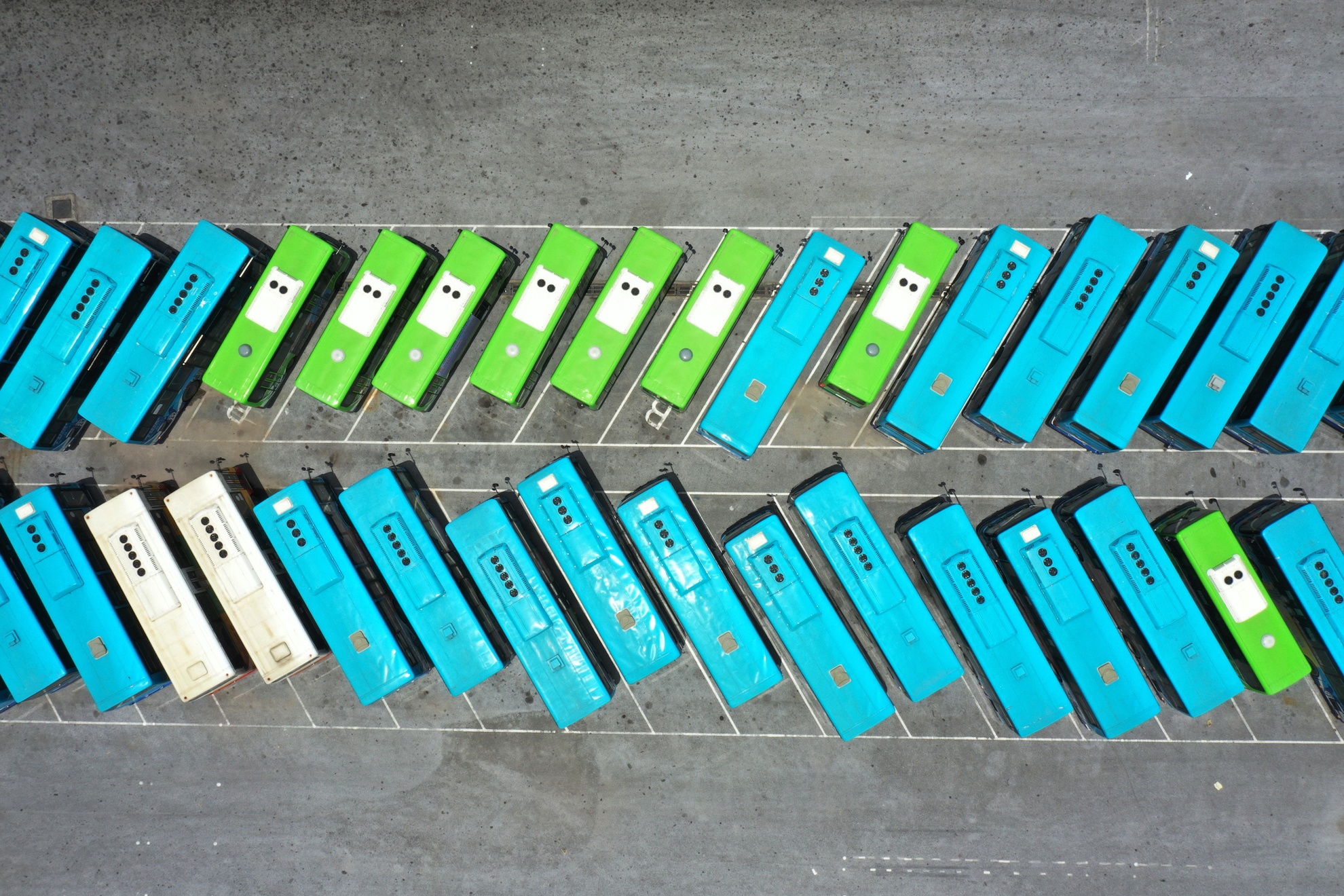 Ha Noi vang ve trong dai dich Covid-19 anh 7