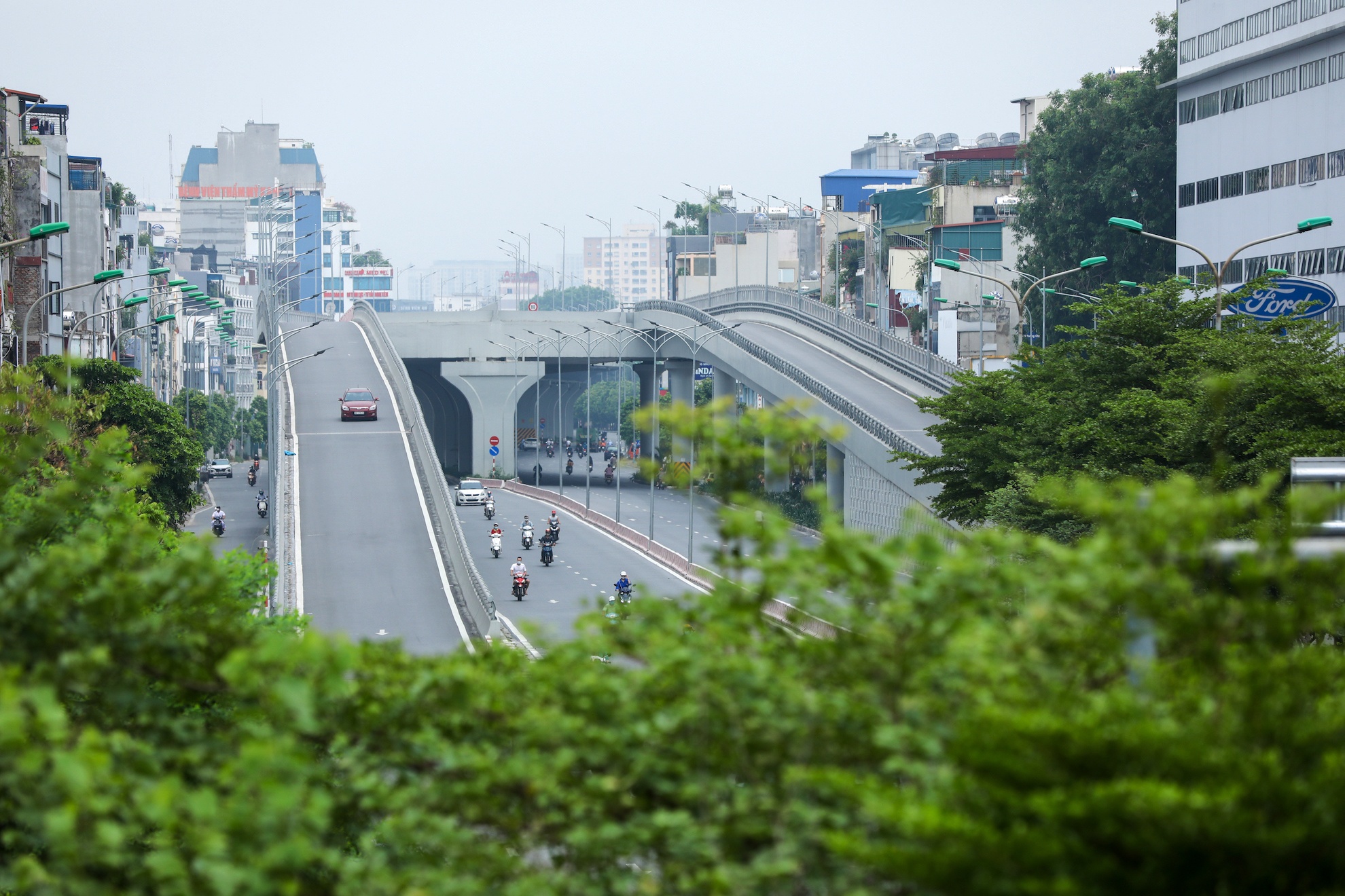 Ha Noi vang ve trong dai dich Covid-19 anh 12