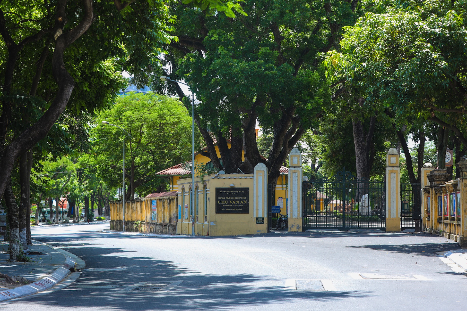 Ha Noi vang ve trong dai dich Covid-19 anh 50