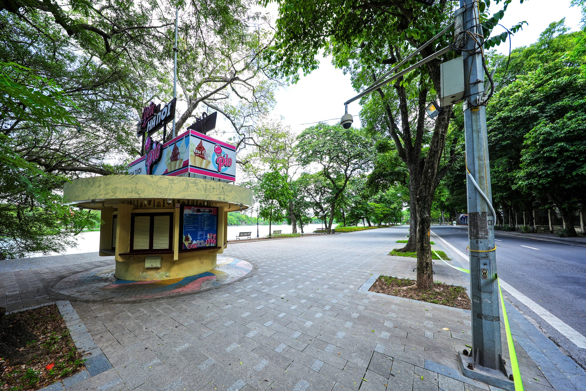 Ha Noi vang ve trong dai dich Covid-19 anh 48