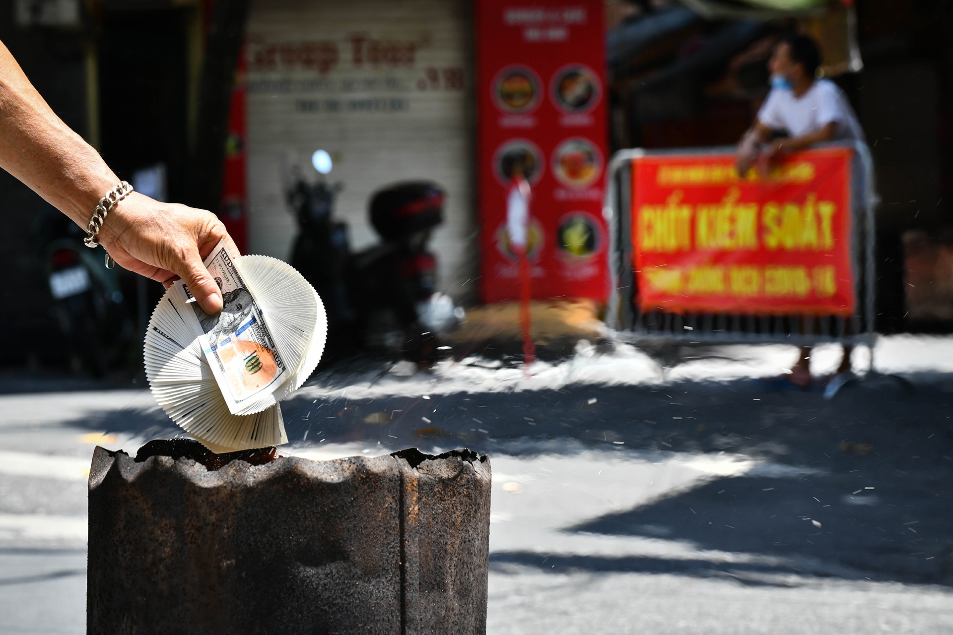 dot vang ma ram thang bay anh 1