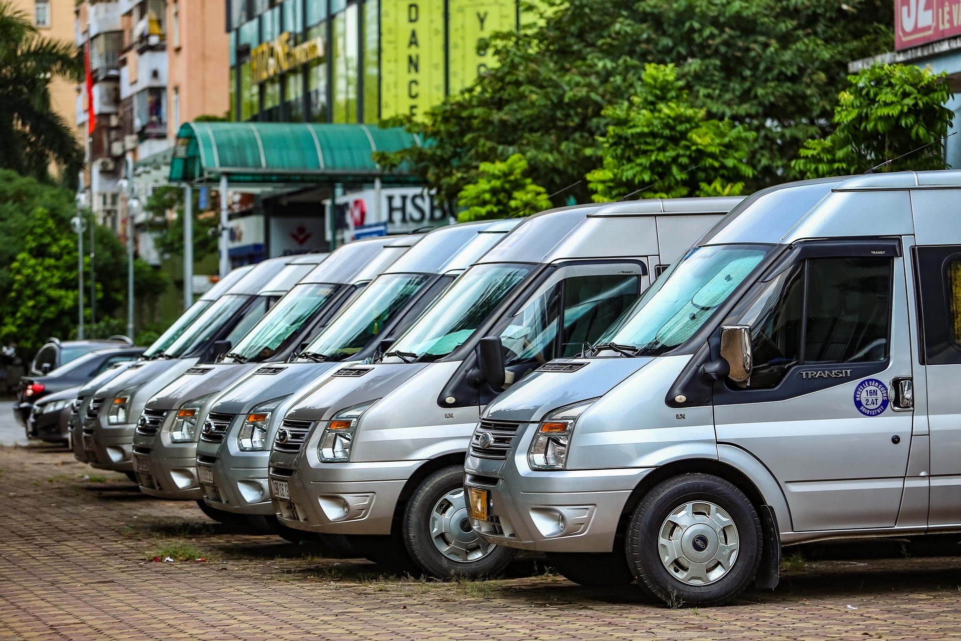 oto xep xo khap thanh pho anh 15