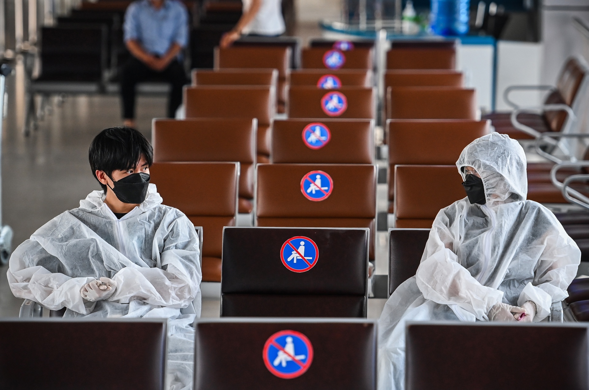 50 ngay gian cach xa hoi o Ha Noi anh 45