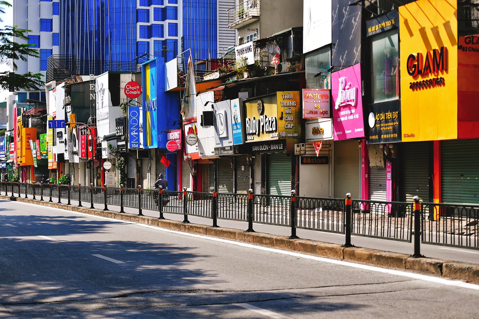 50 ngay gian cach xa hoi o Ha Noi anh 7