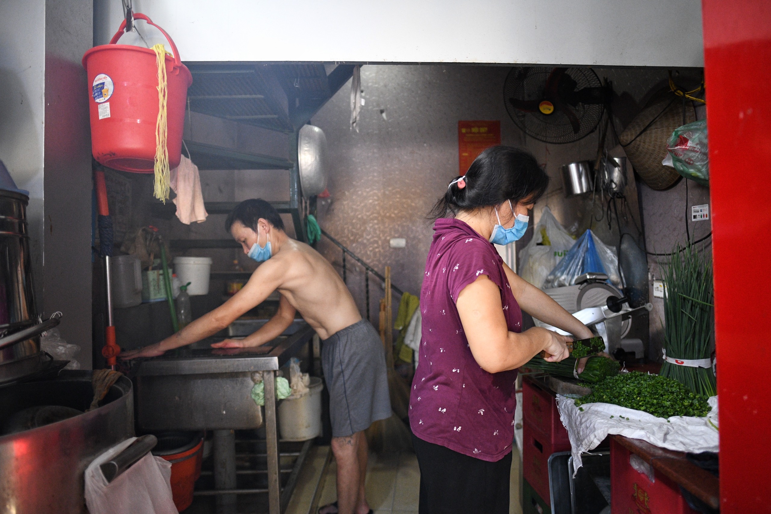 ban hang truoc gio cho phep anh 2