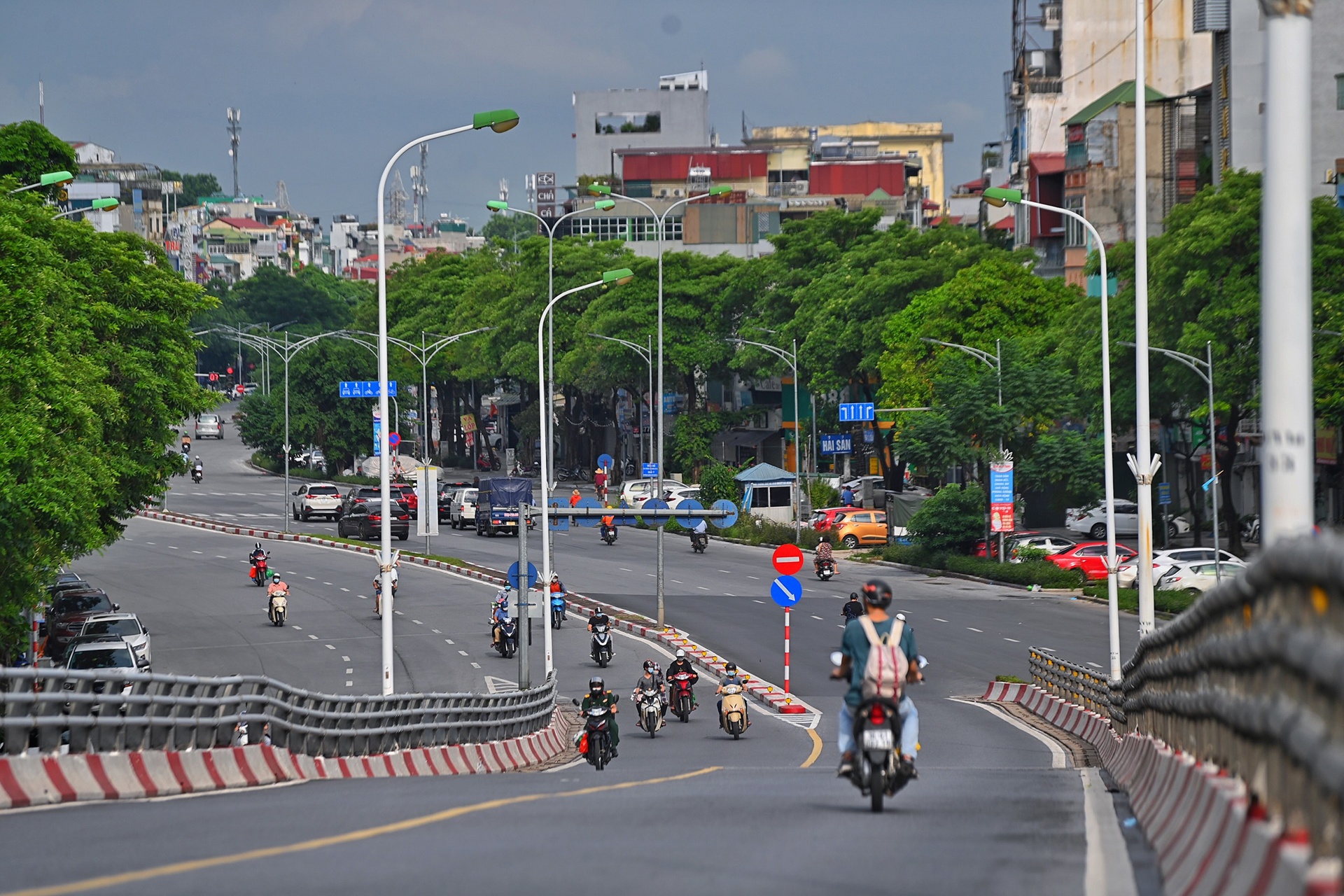 duong pho Ha Noi ngay dich anh 5