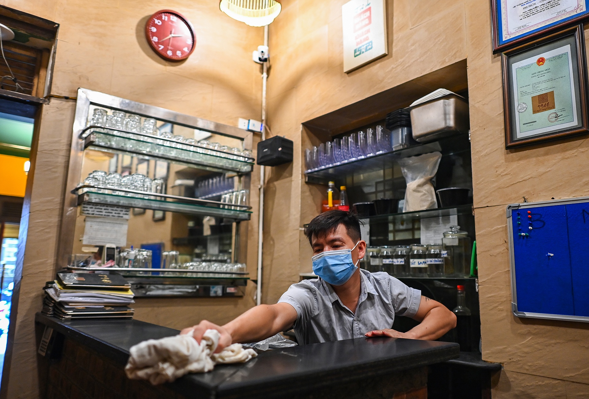 ban hang truoc gio cho phep anh 16