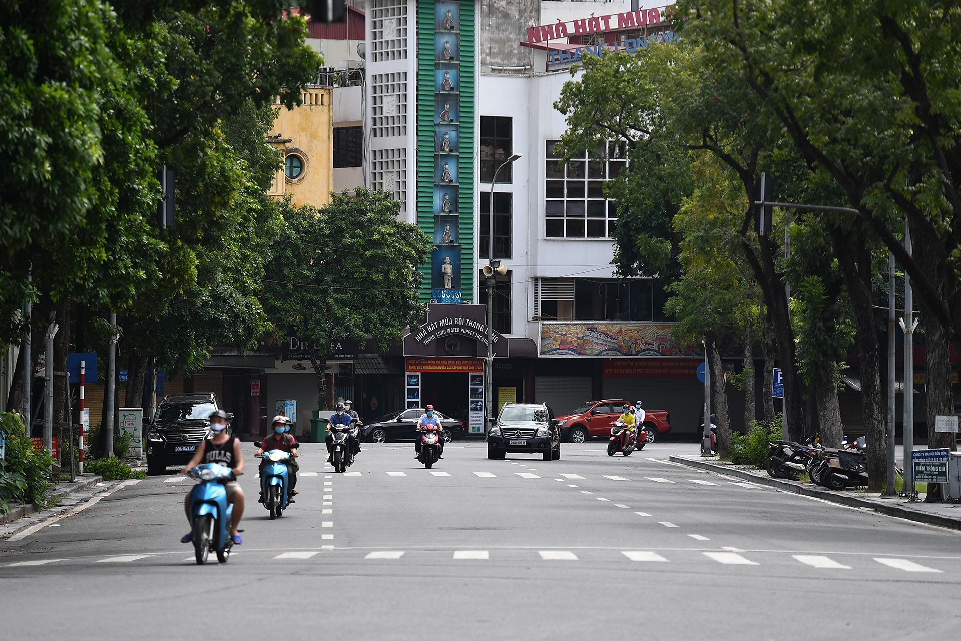 duong pho Ha Noi ngay dich anh 16