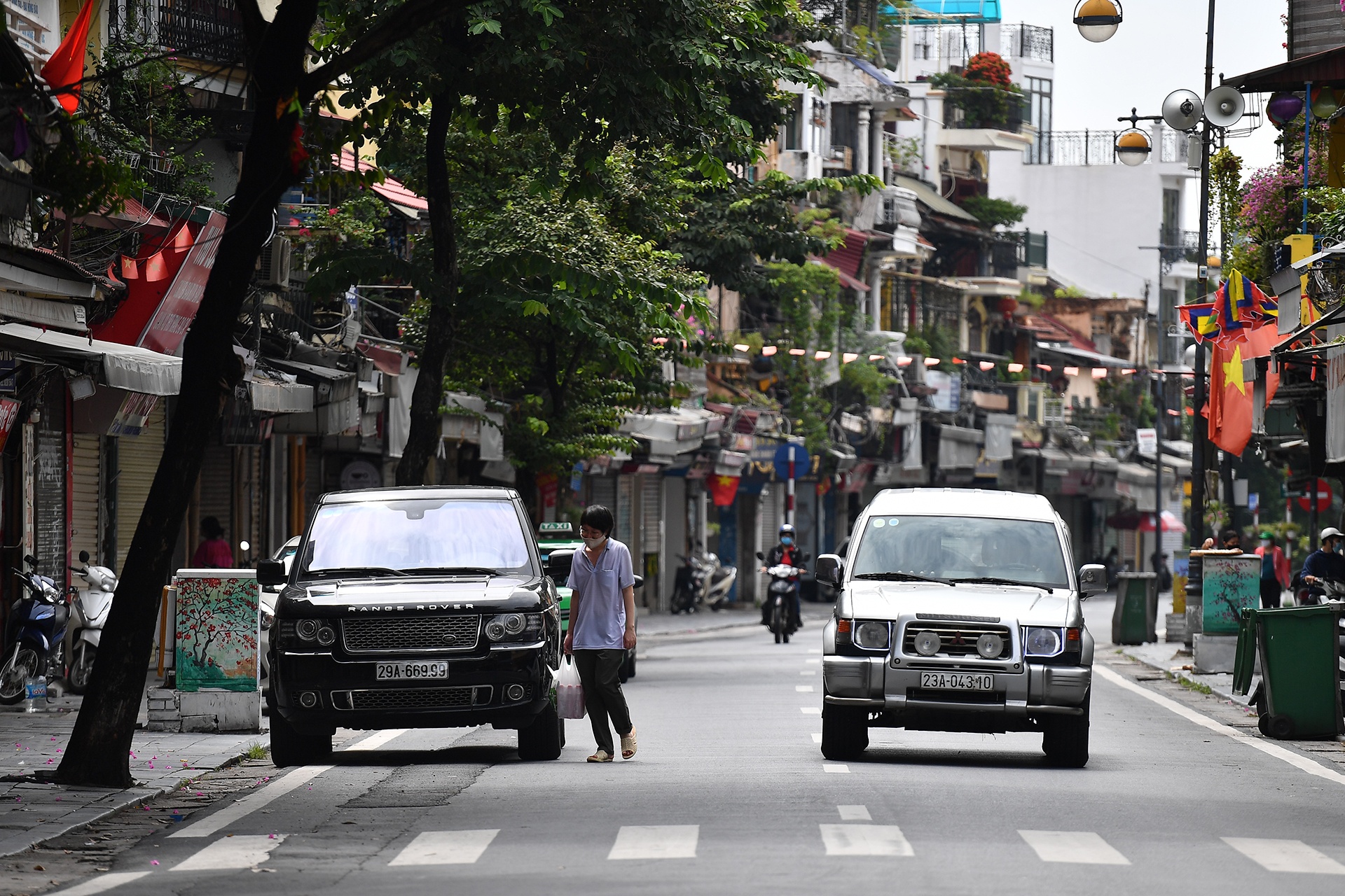 duong pho Ha Noi ngay dich anh 17