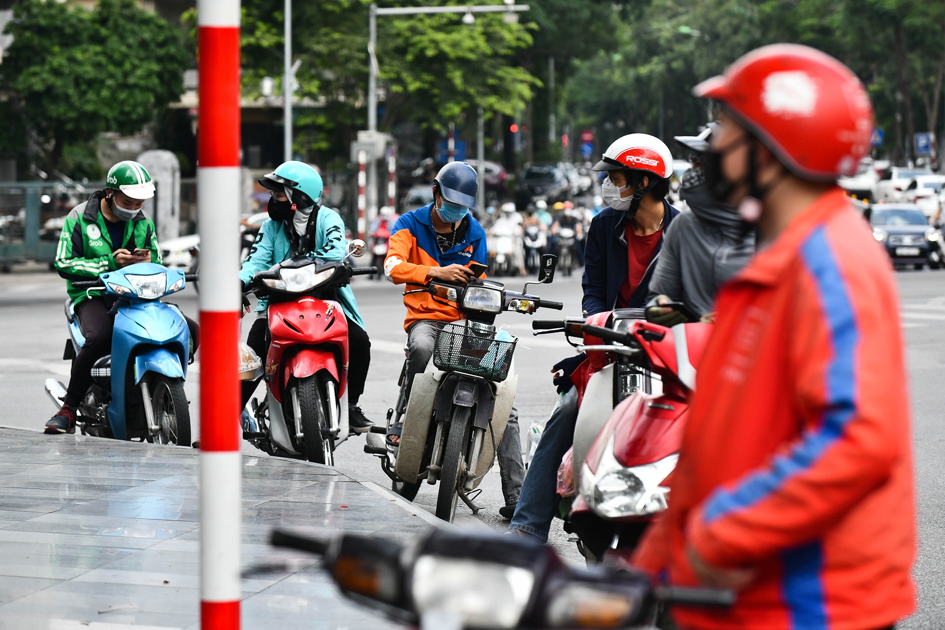 shipper hoat dong tro lai anh 1