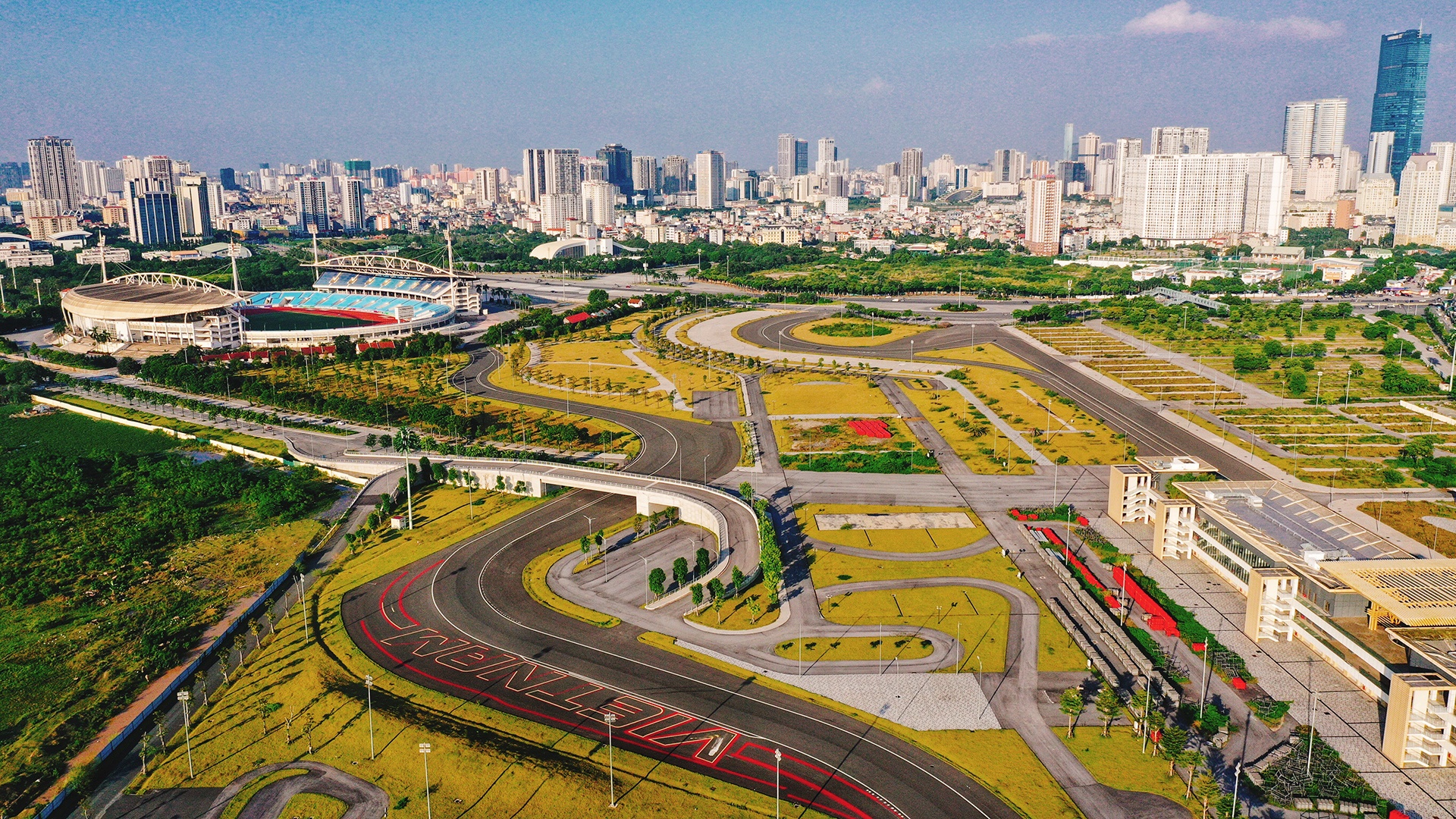 duong dua F1 bi bo hoang ra sao anh 1