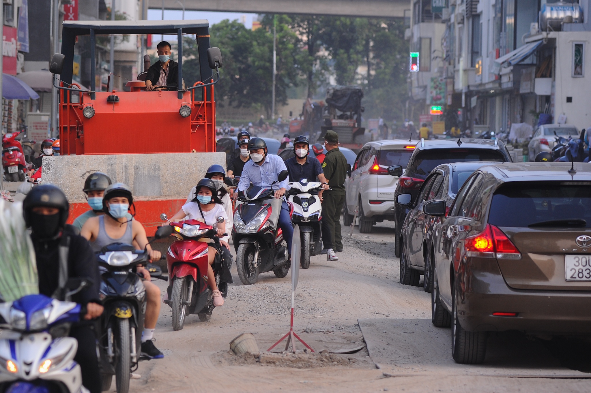 tuyen duong Vu Trong Phung gay buc xuc anh 3