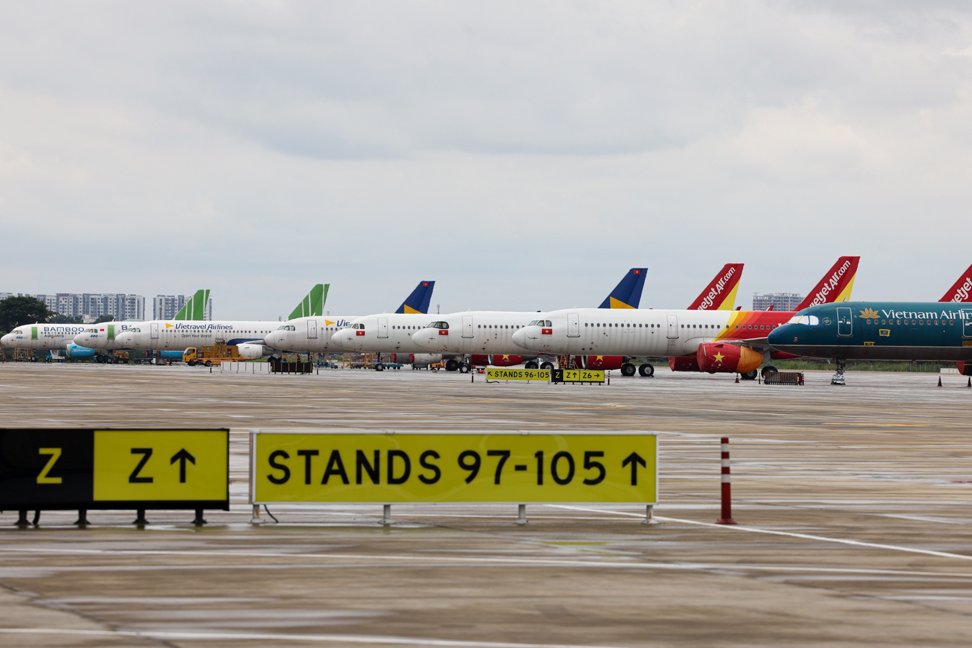 nha ga Tan Son Nhat ngay dich benh anh 1