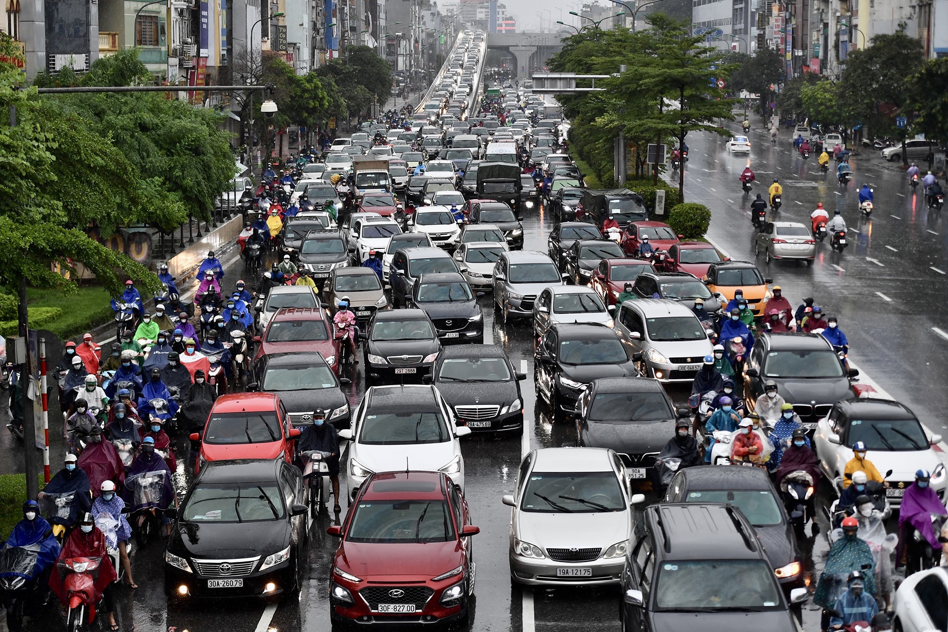 mua lon khien nhieu tuyen duong un tac anh 2