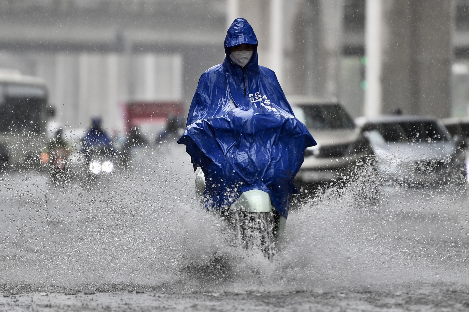 mua lon khien nhieu tuyen duong un tac anh 7