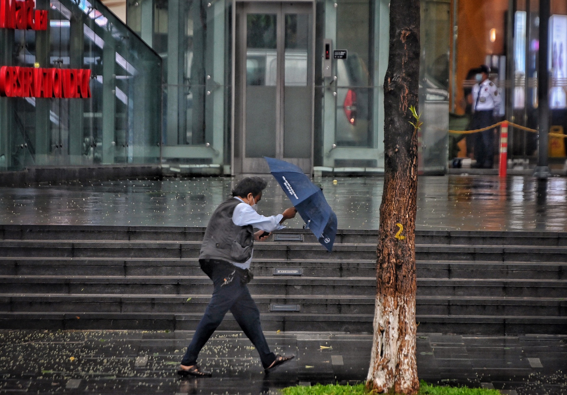mua lon khien nhieu tuyen duong un tac anh 9