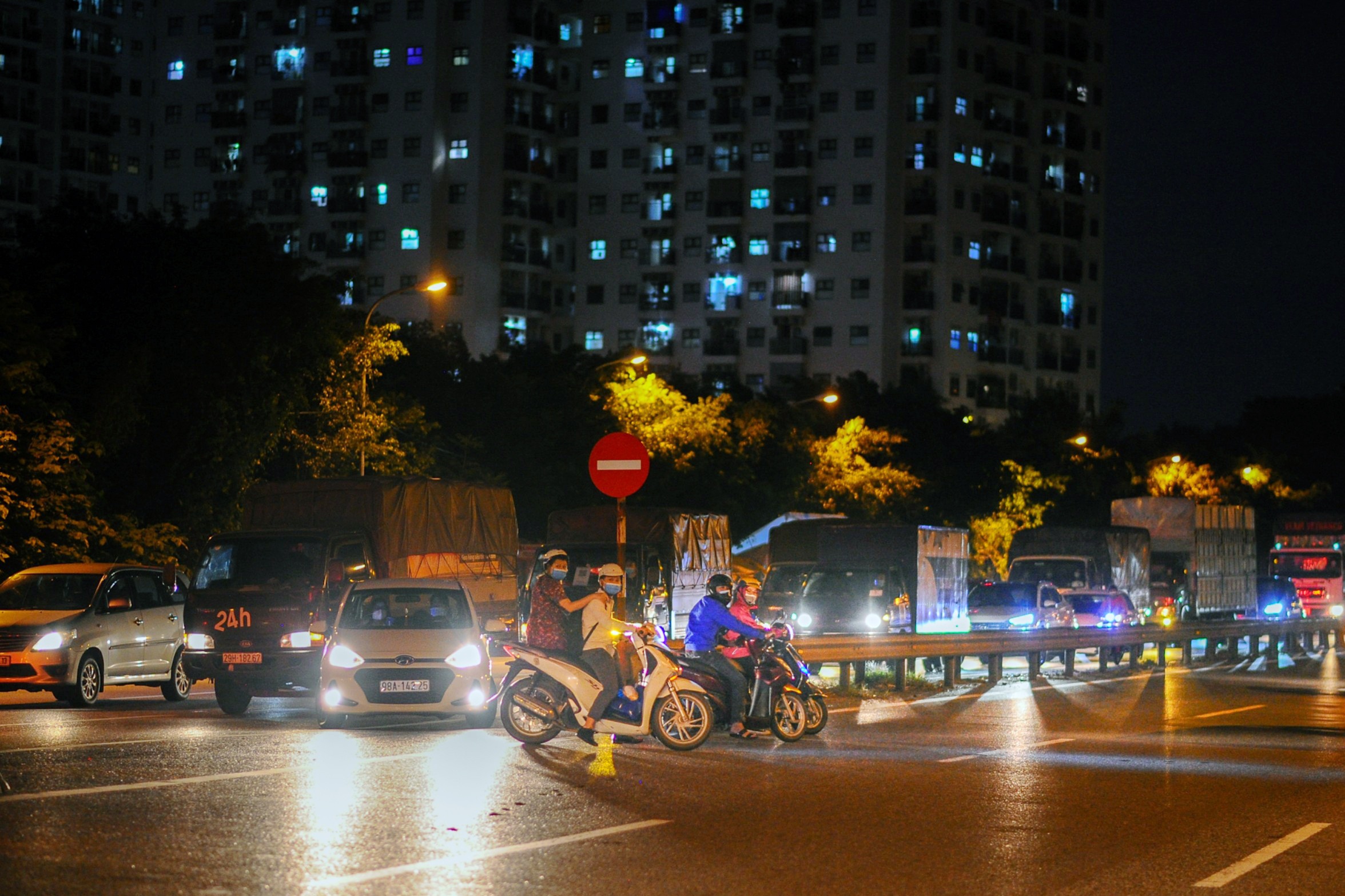 kiem soat chat o cua ngo vao Ha Noi anh 12