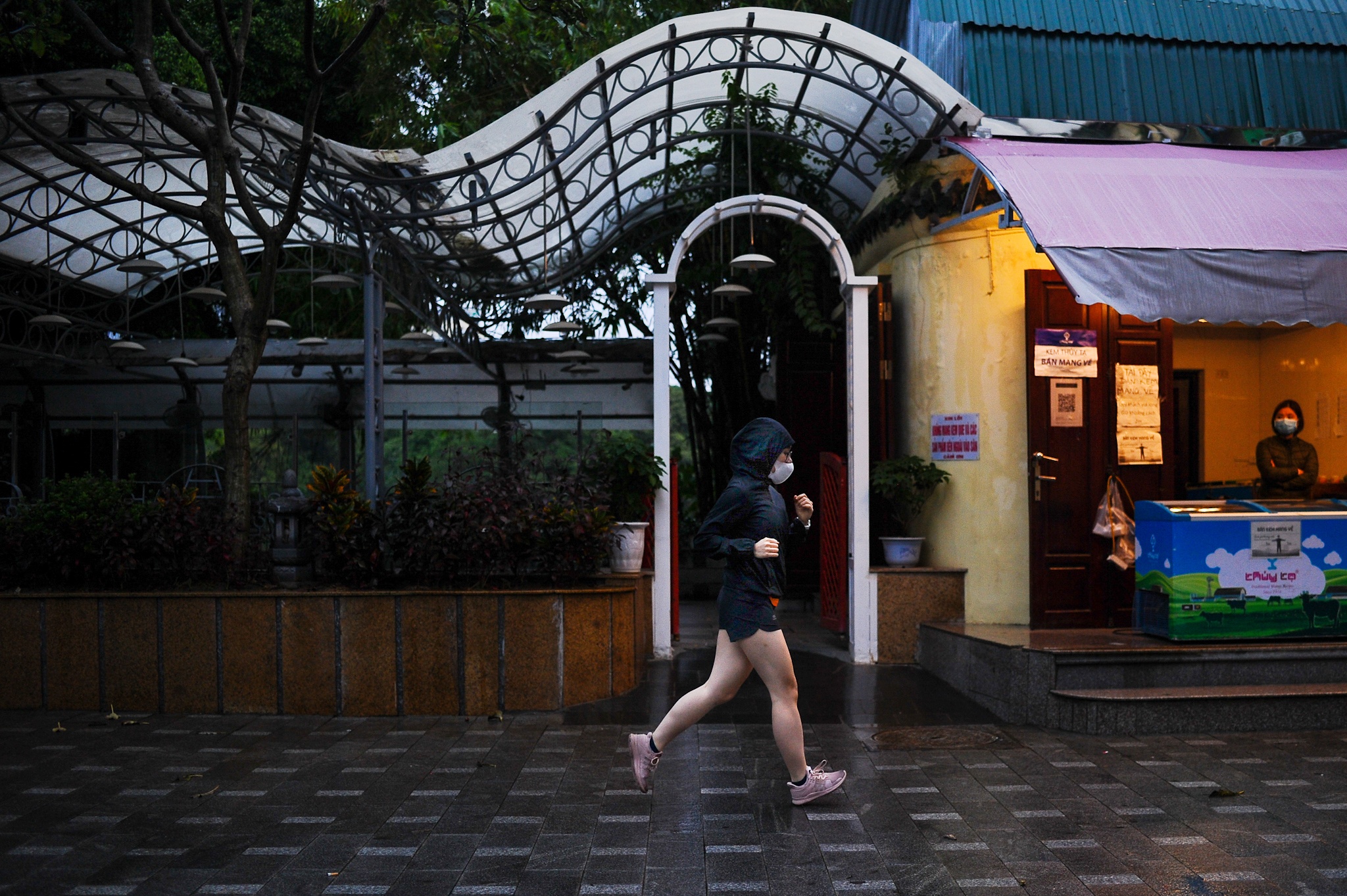 gio lanh dau mua o Ha Noi anh 1