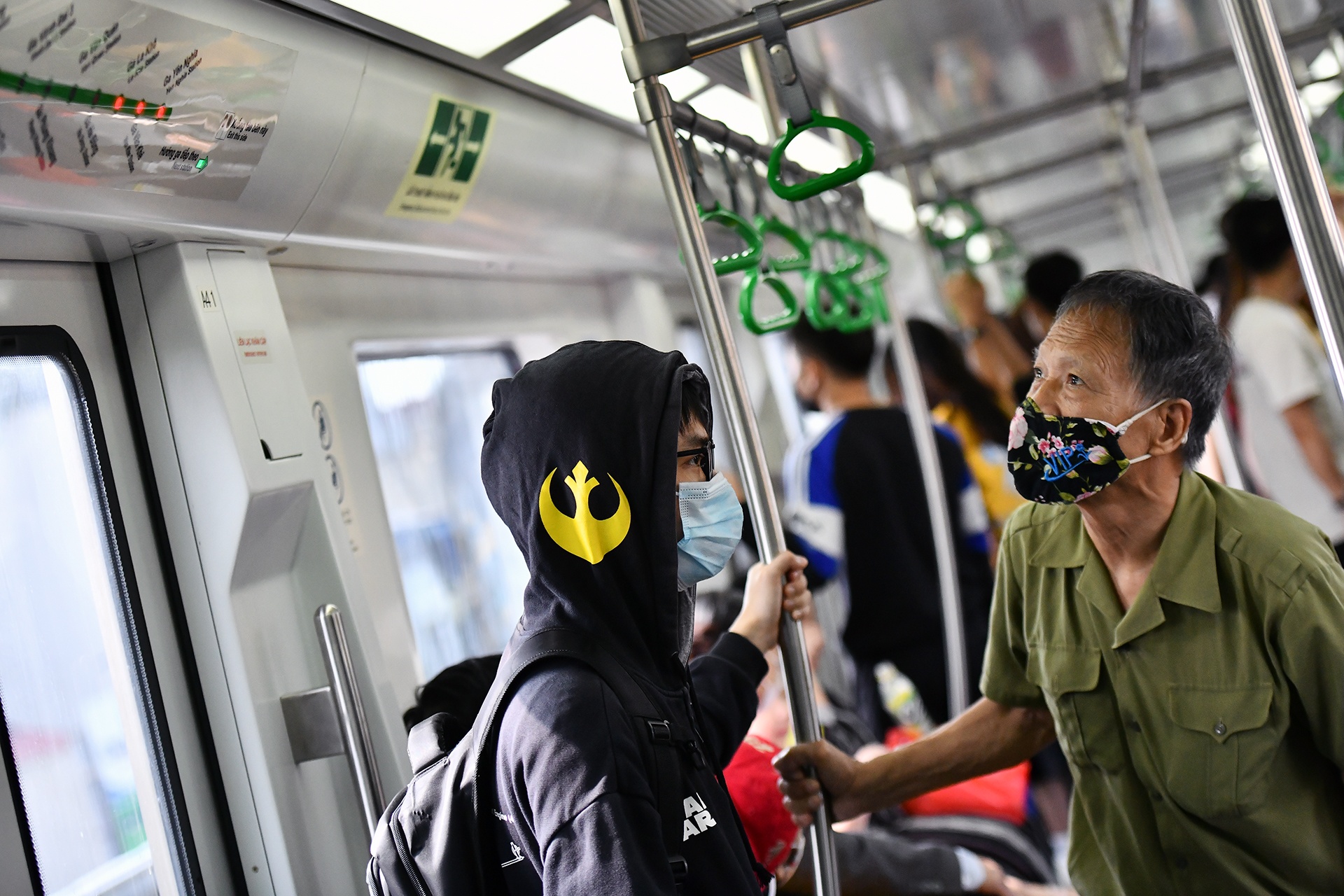 trai nghiem tau Cat Linh Ha Dong anh 11