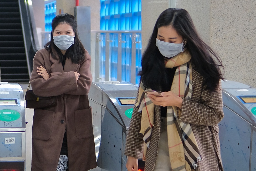 Nguoi Ha Noi quang khan tranh gio lanh dau dong hinh anh