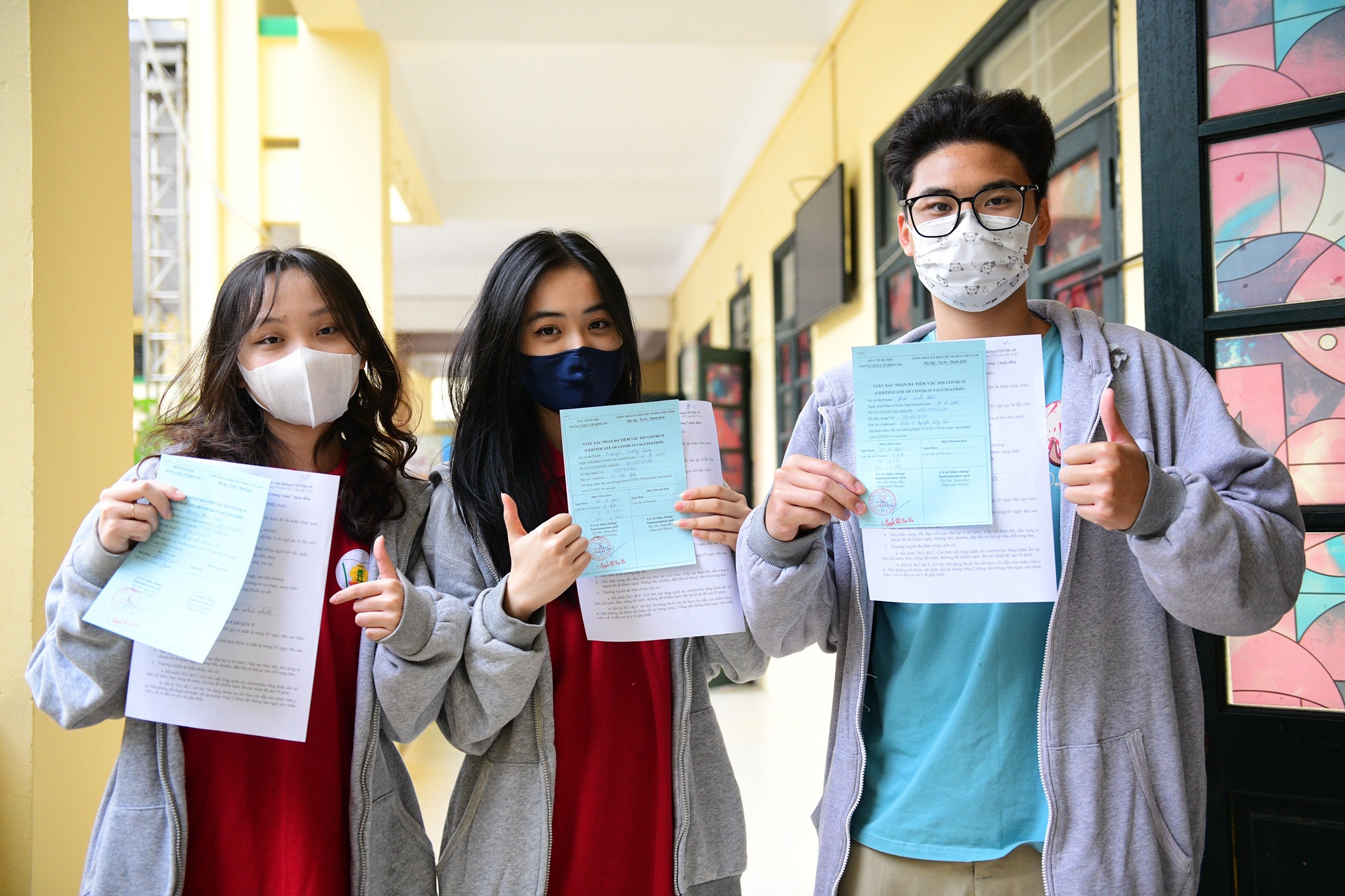 Tiem vaccine cho hoc sinh anh 12