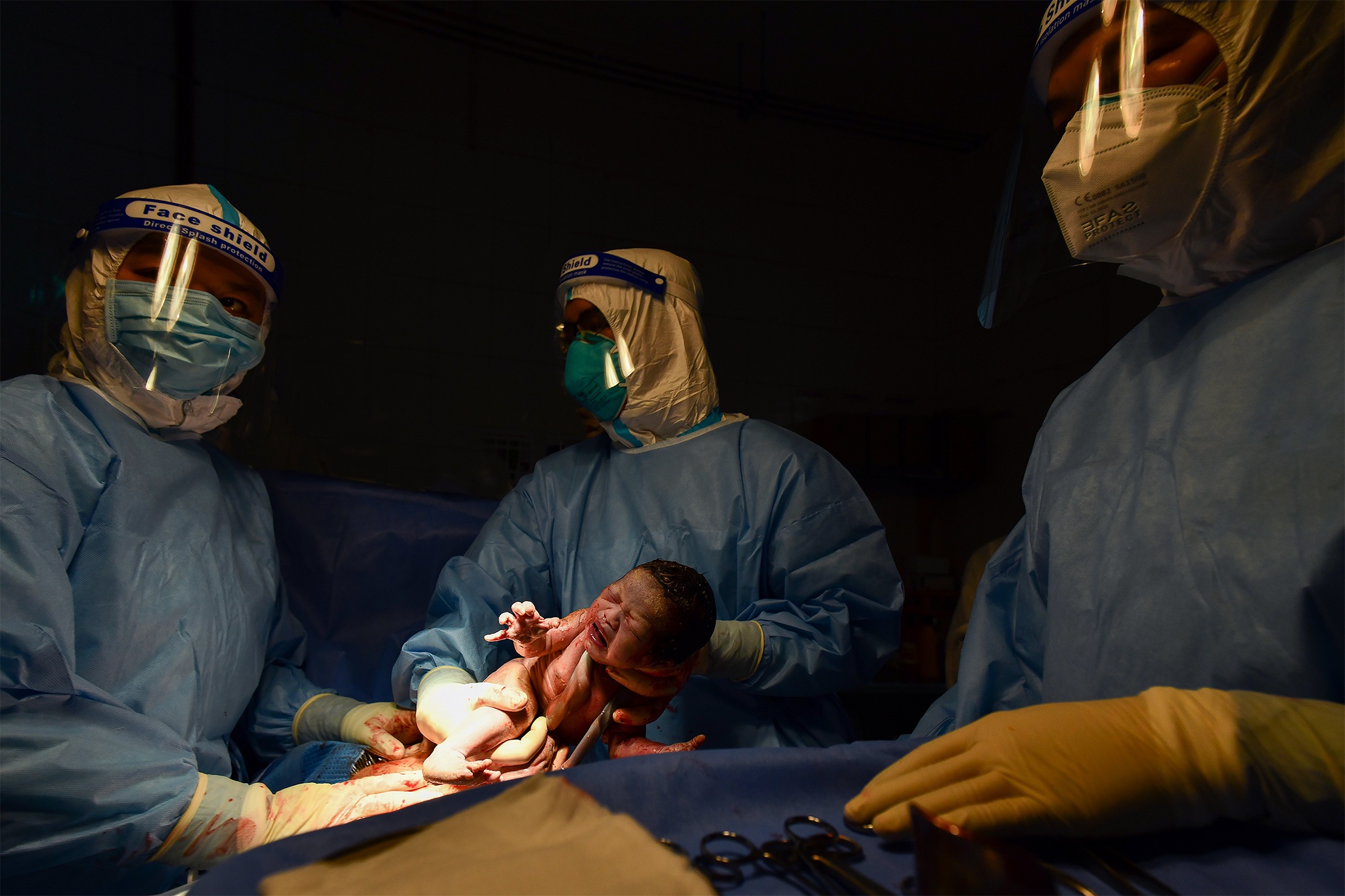 chuyen tac nghiep cua phong vien anh anh 40