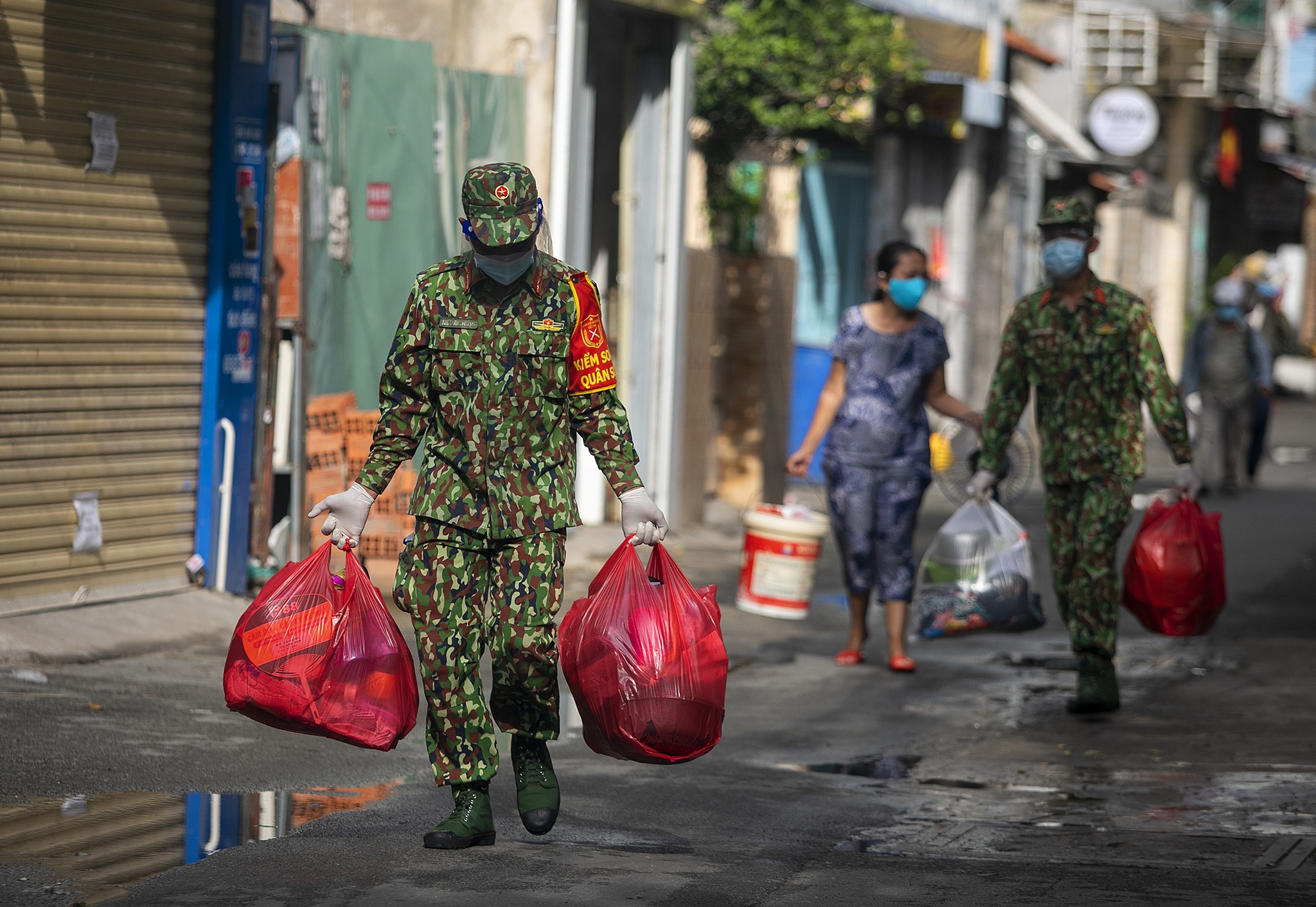 chuyen tac nghiep cua phong vien anh anh 43